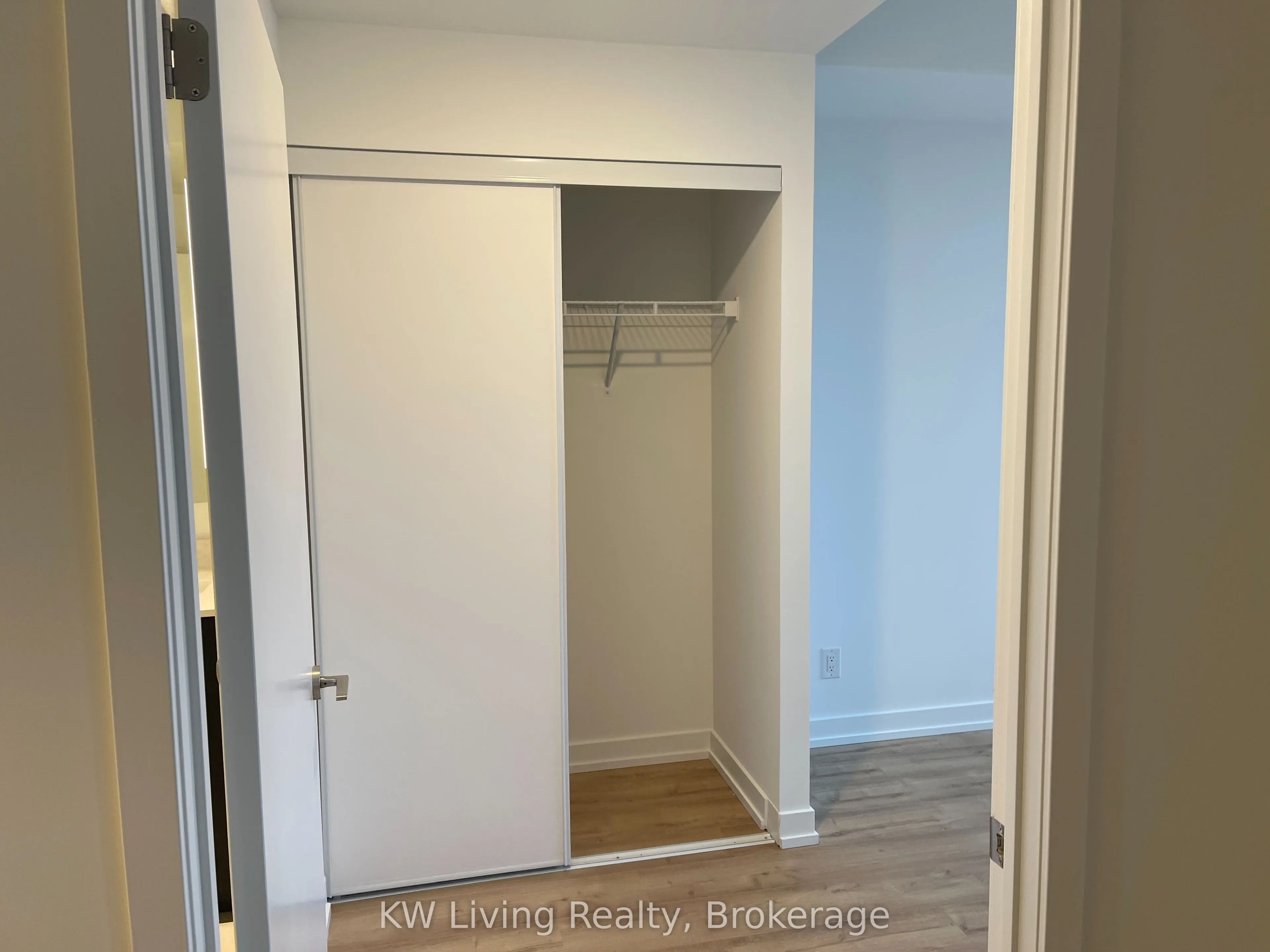 135 East Liberty Street, #902