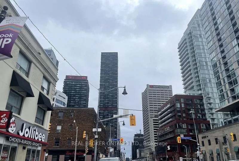2 Broadway Avenue, #3