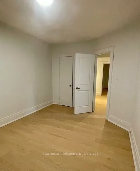 2 Broadway Avenue, #3
