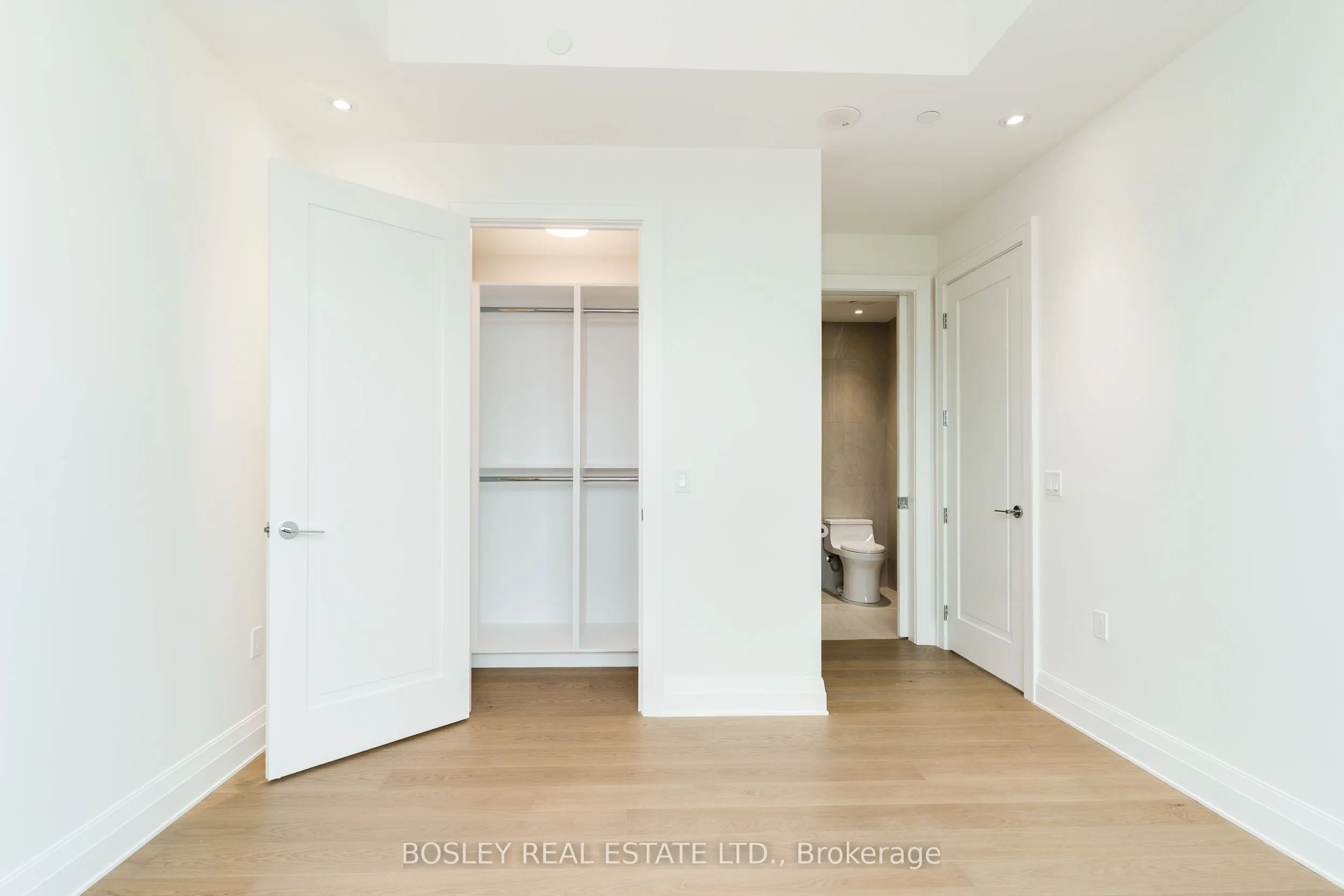 2 Forest Hill Road, #708