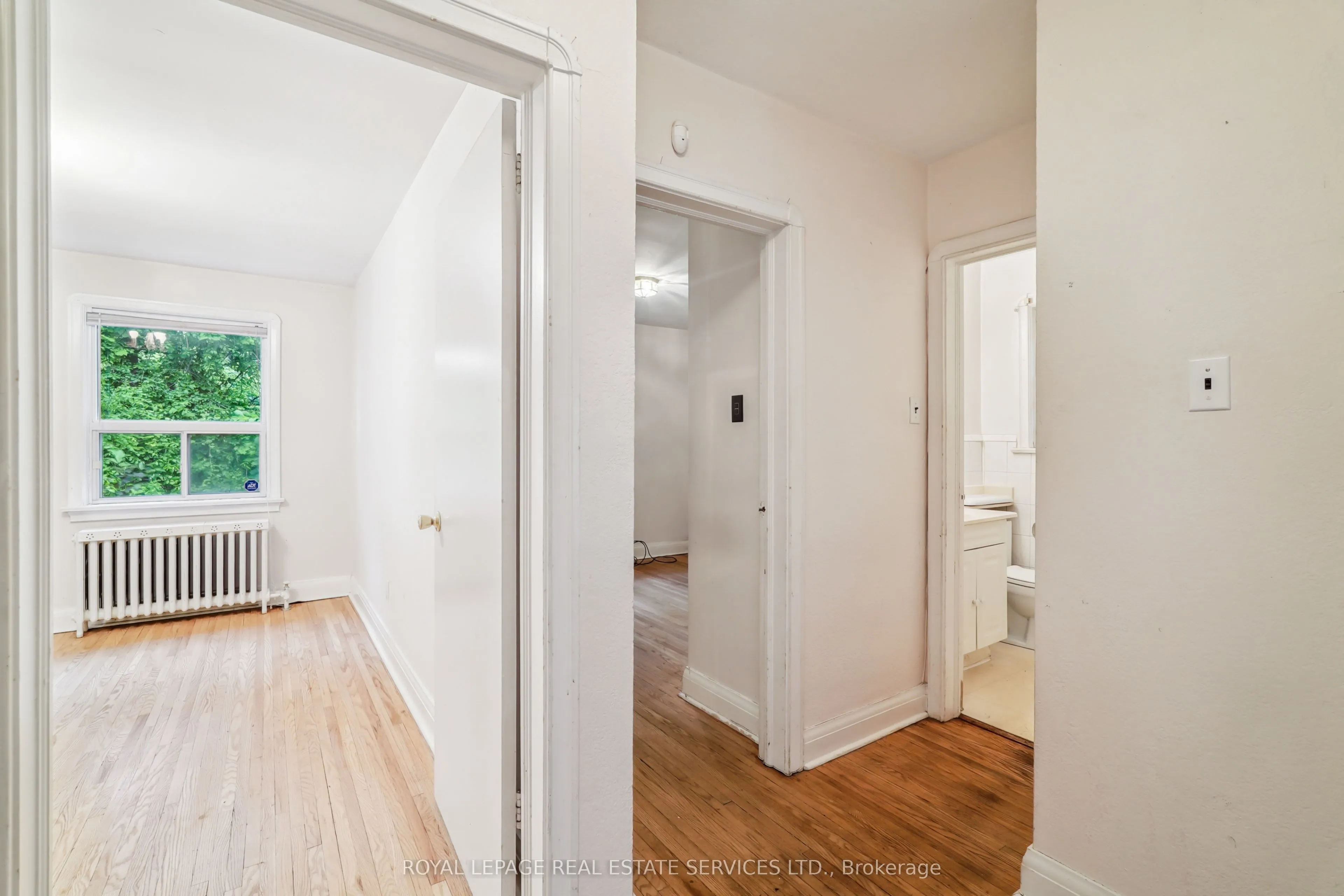 326 Lawrence Avenue W