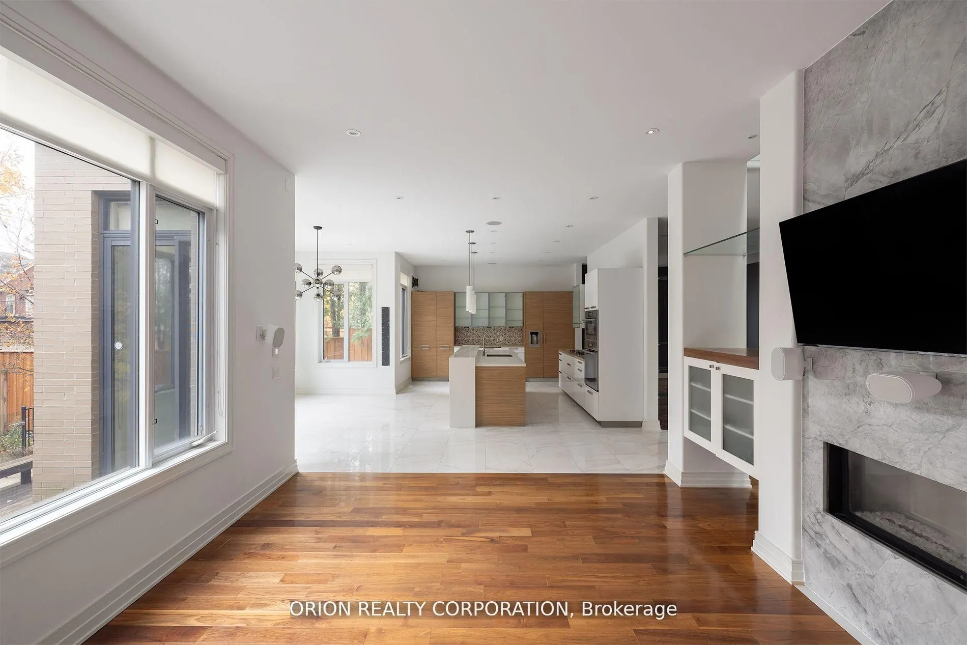 151 Yonge Boulevard