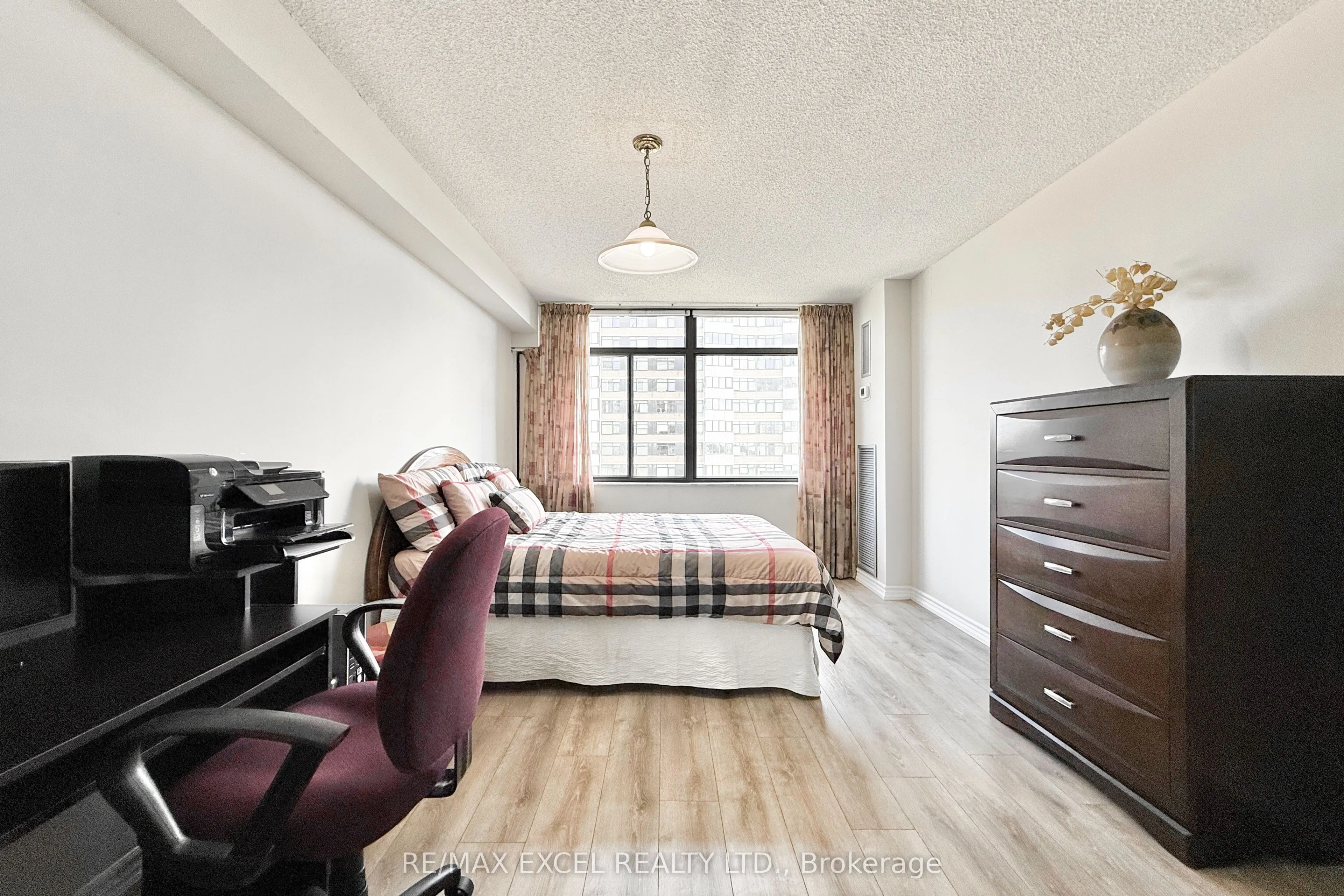 1201 Steeles Avenue W, #501