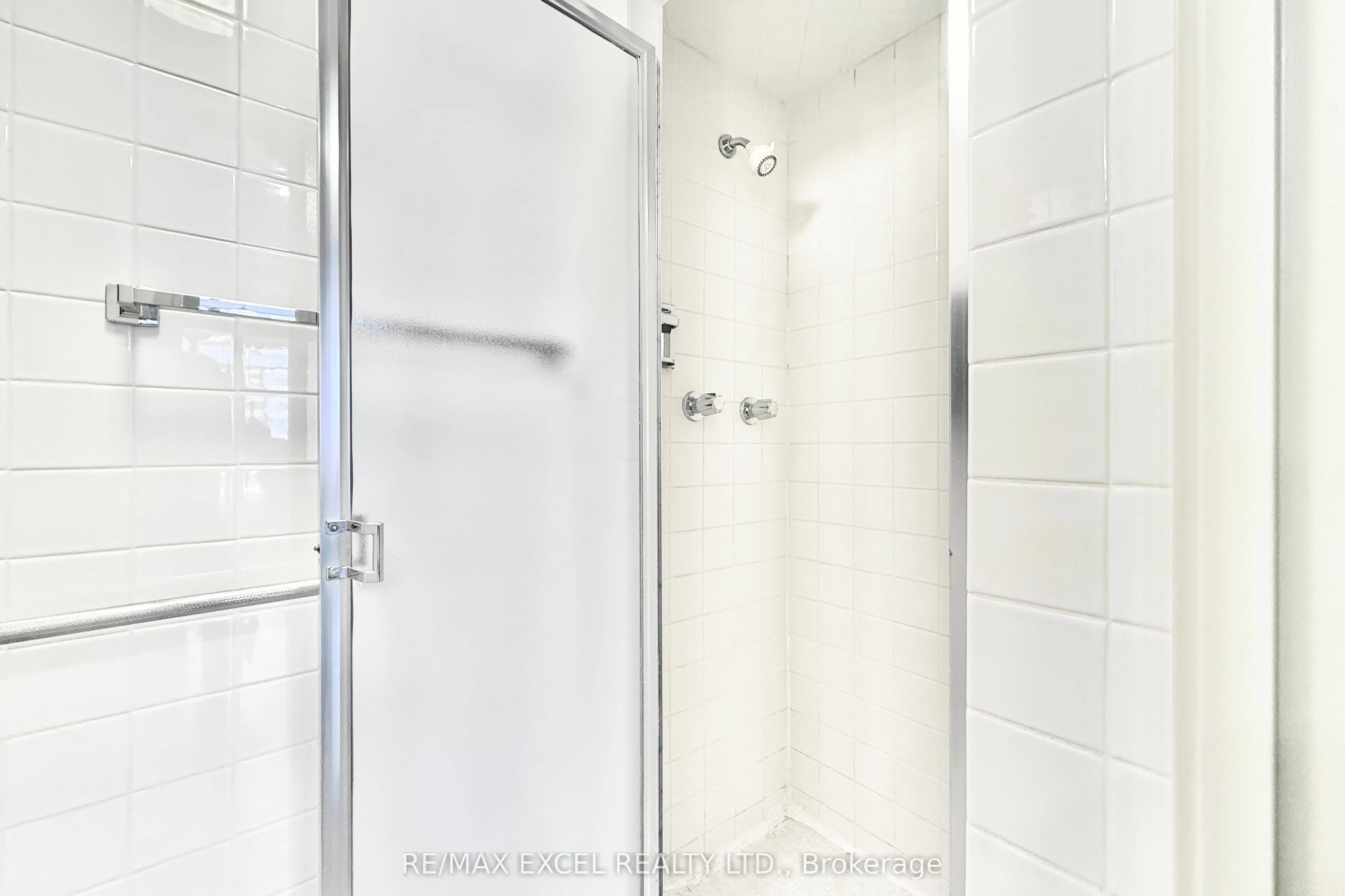 1201 Steeles Avenue W, #501
