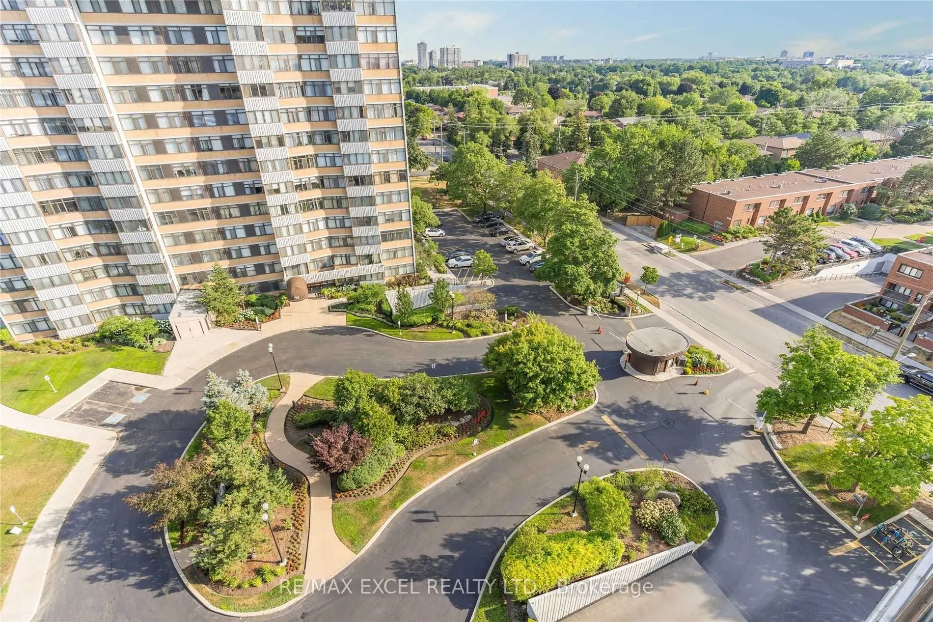 1201 Steeles Avenue W, #501