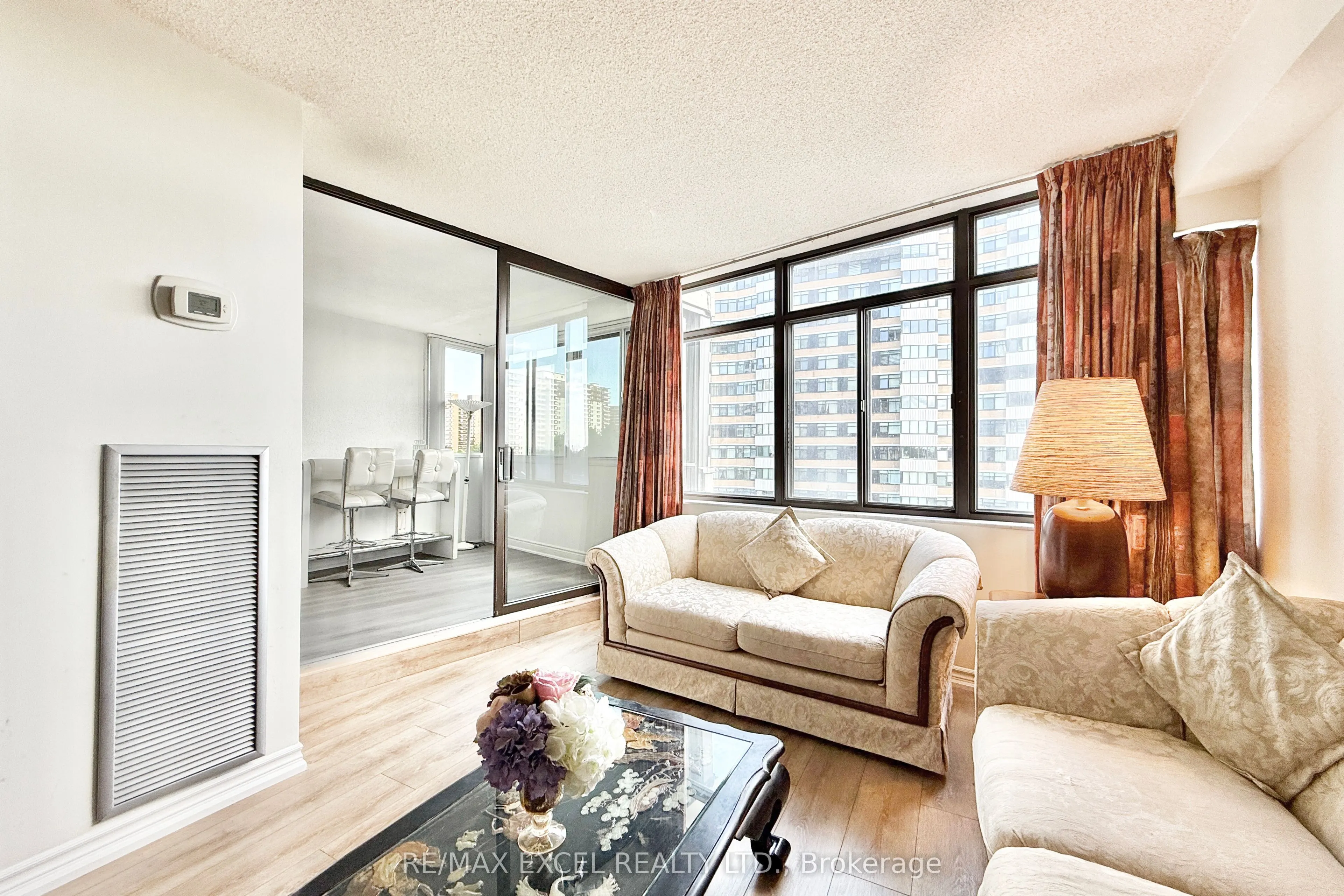 1201 Steeles Avenue W, #501