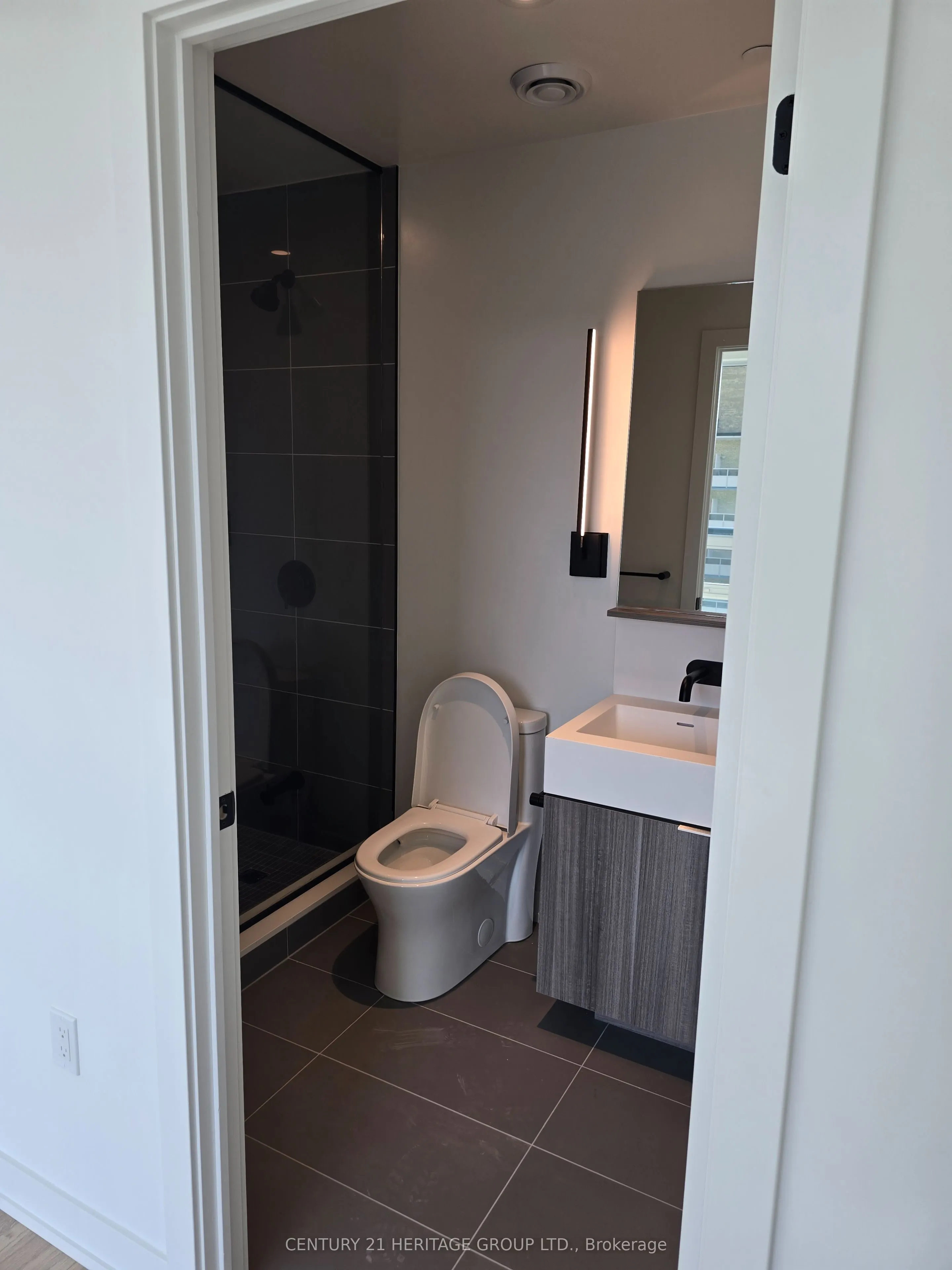 127 Broadway Avenue, #1101