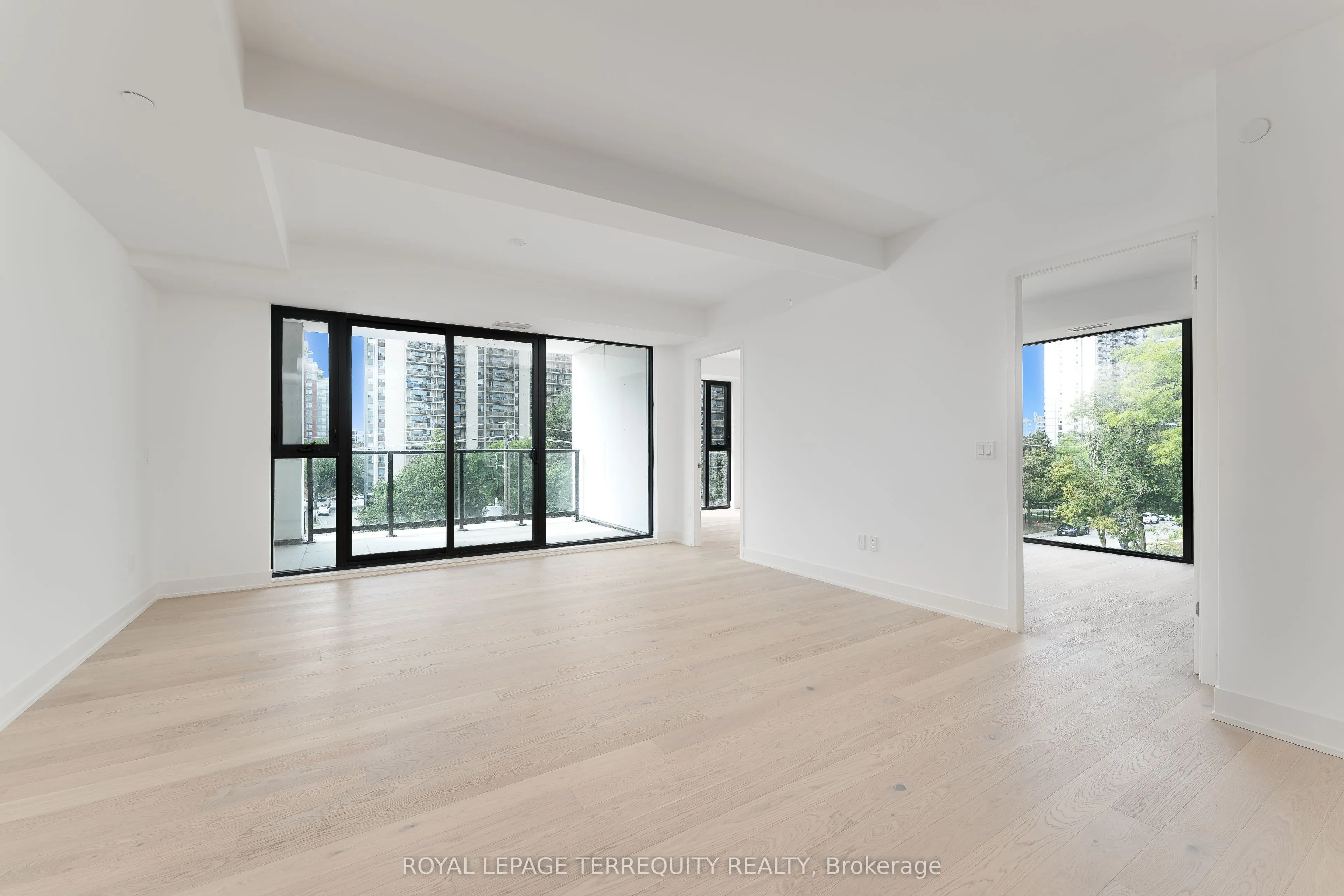 200 Keewatin Avenue, #PH05