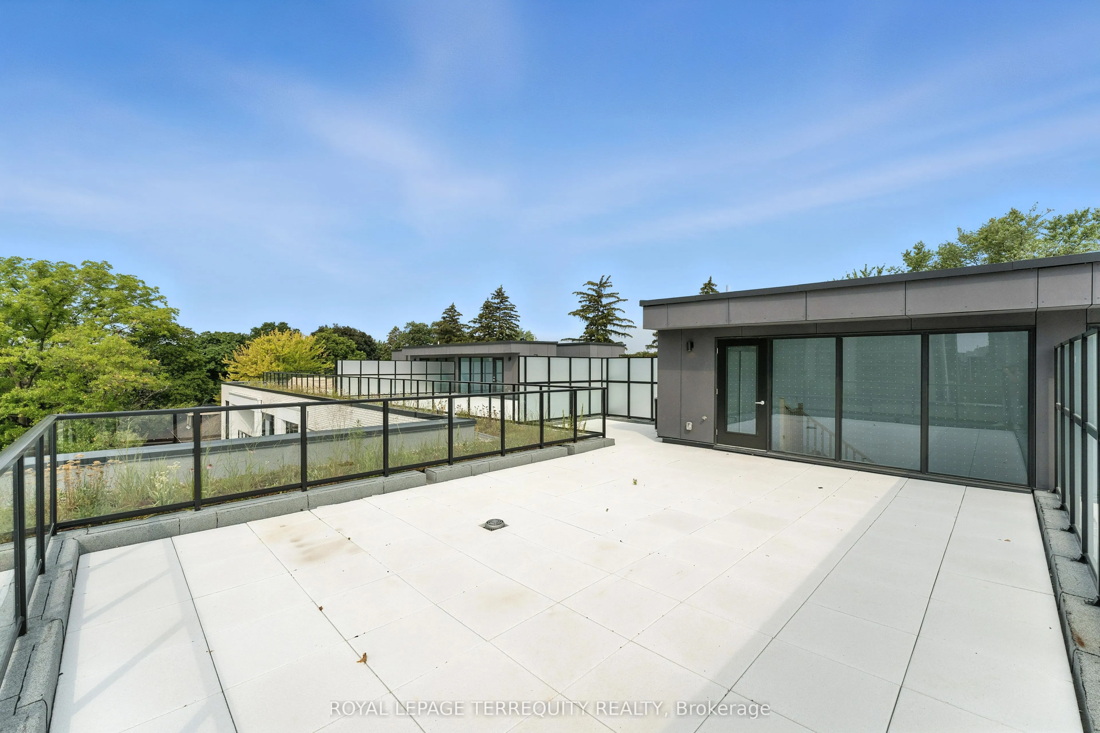 200 Keewatin Avenue, #PH05