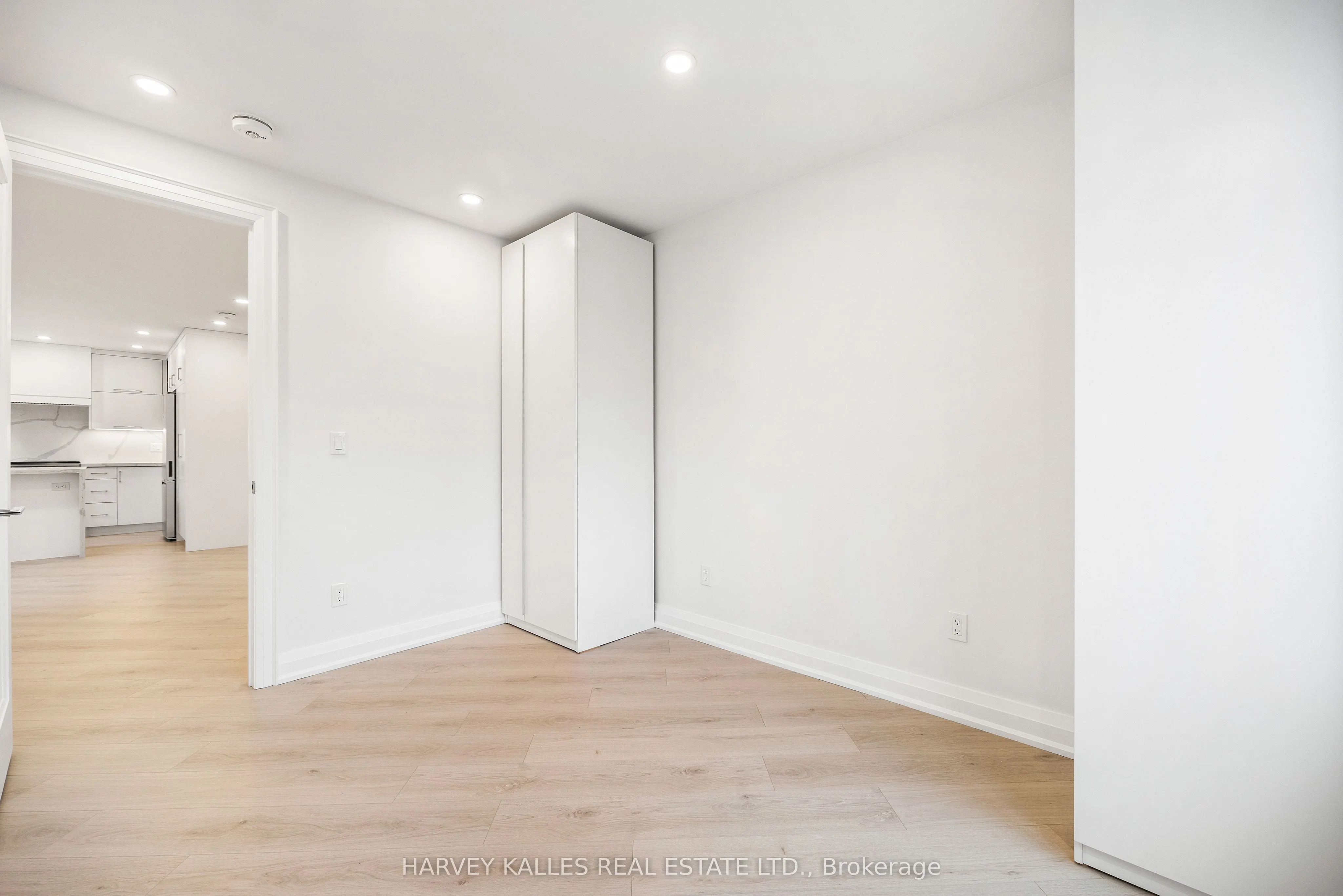 1006 Eglinton Avenue W, #Apt 1