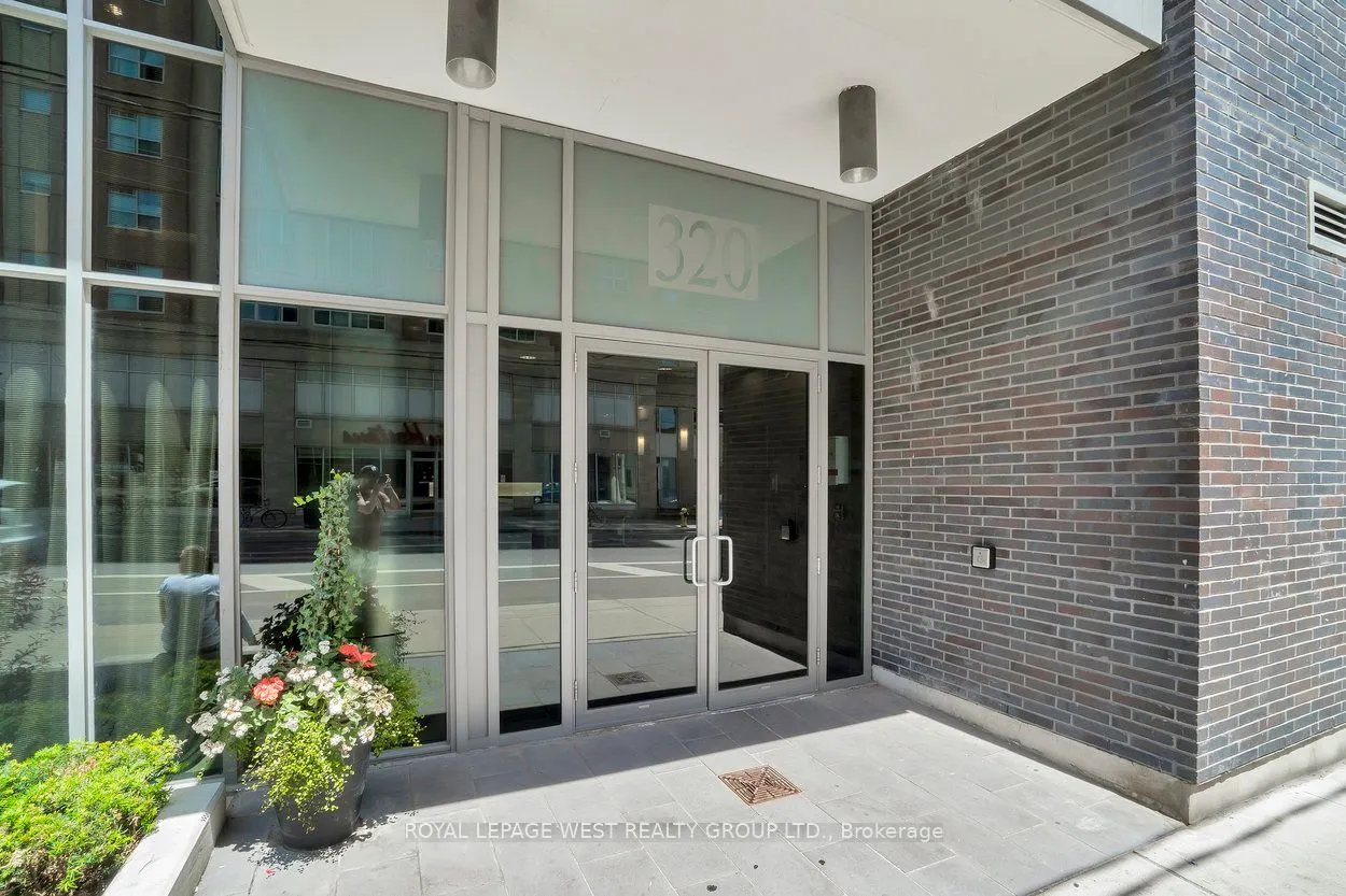 320 Richmond Street E, #201
