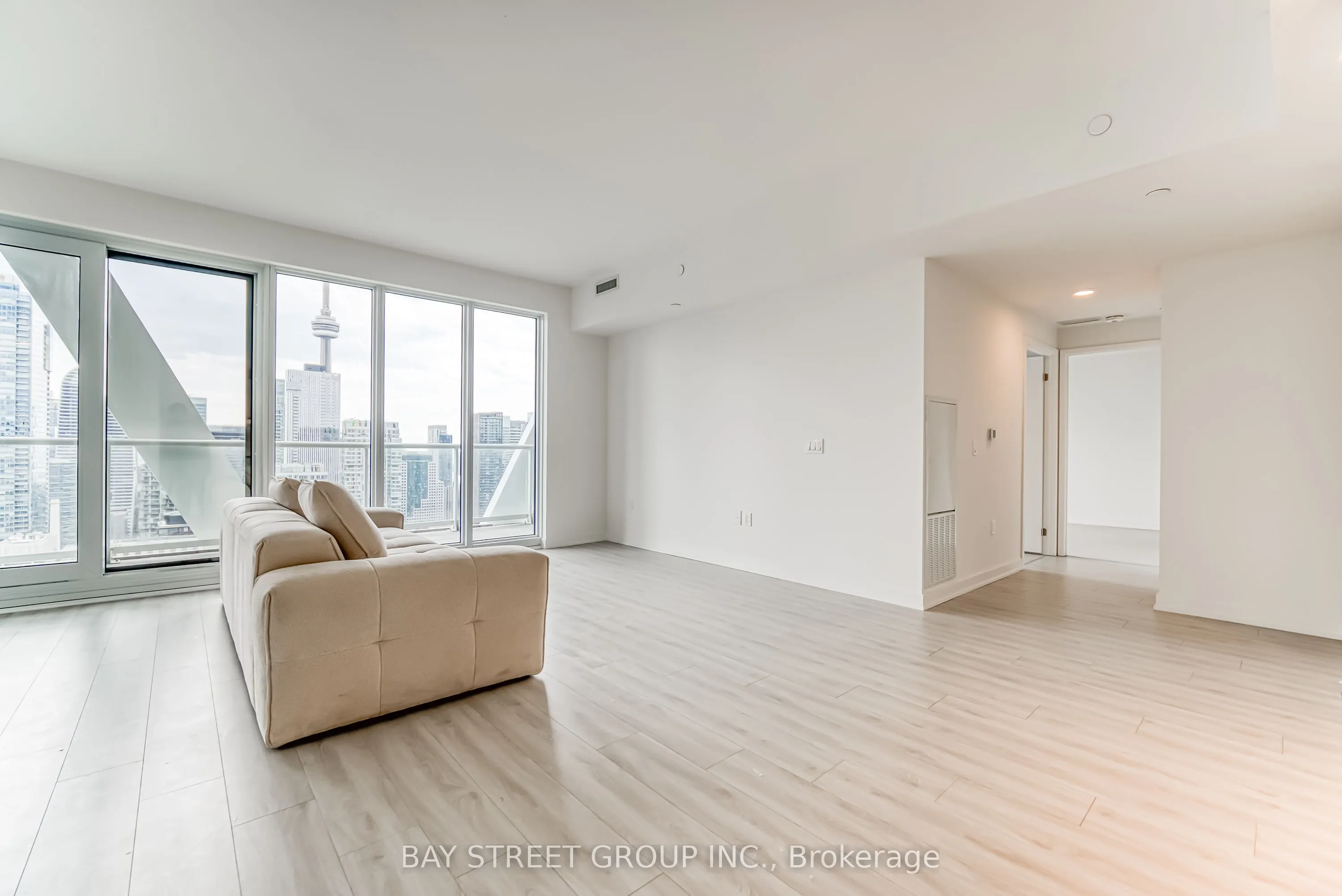 230 Simcoe Street, #3514