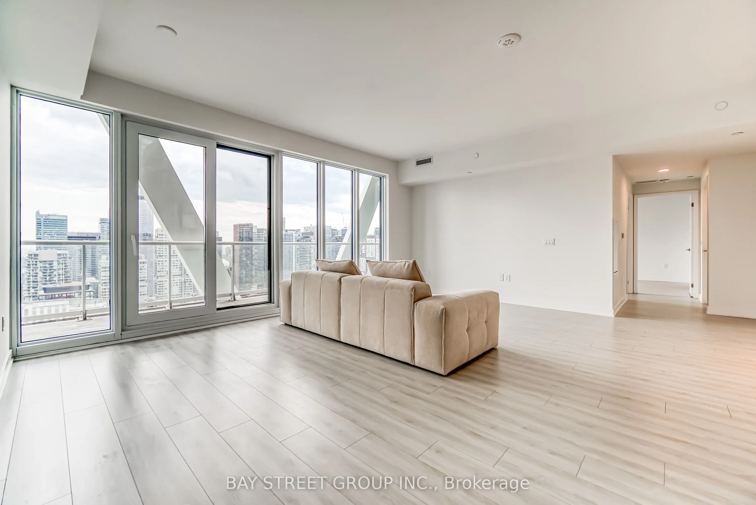 230 Simcoe Street, #3514