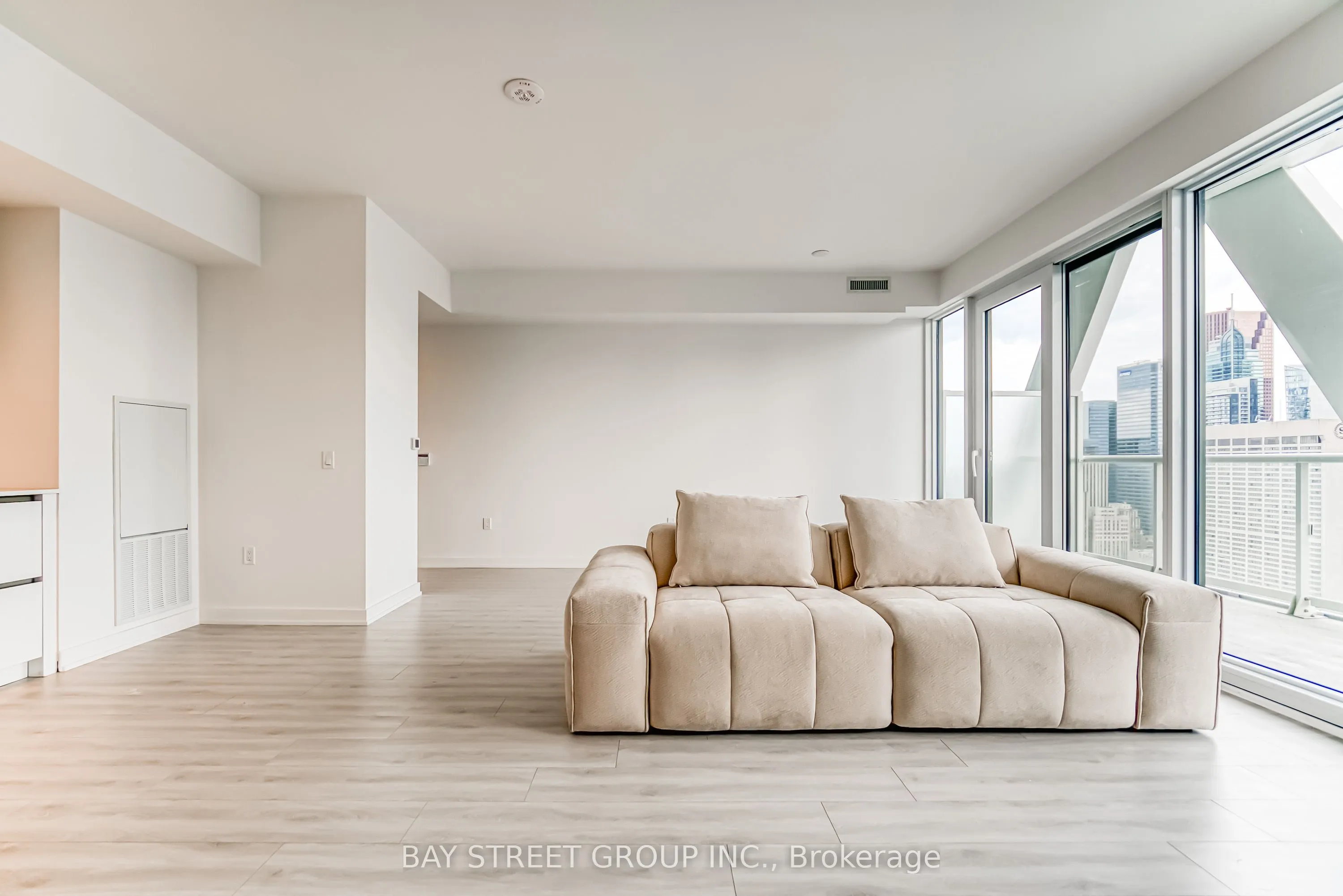230 Simcoe Street, #3514
