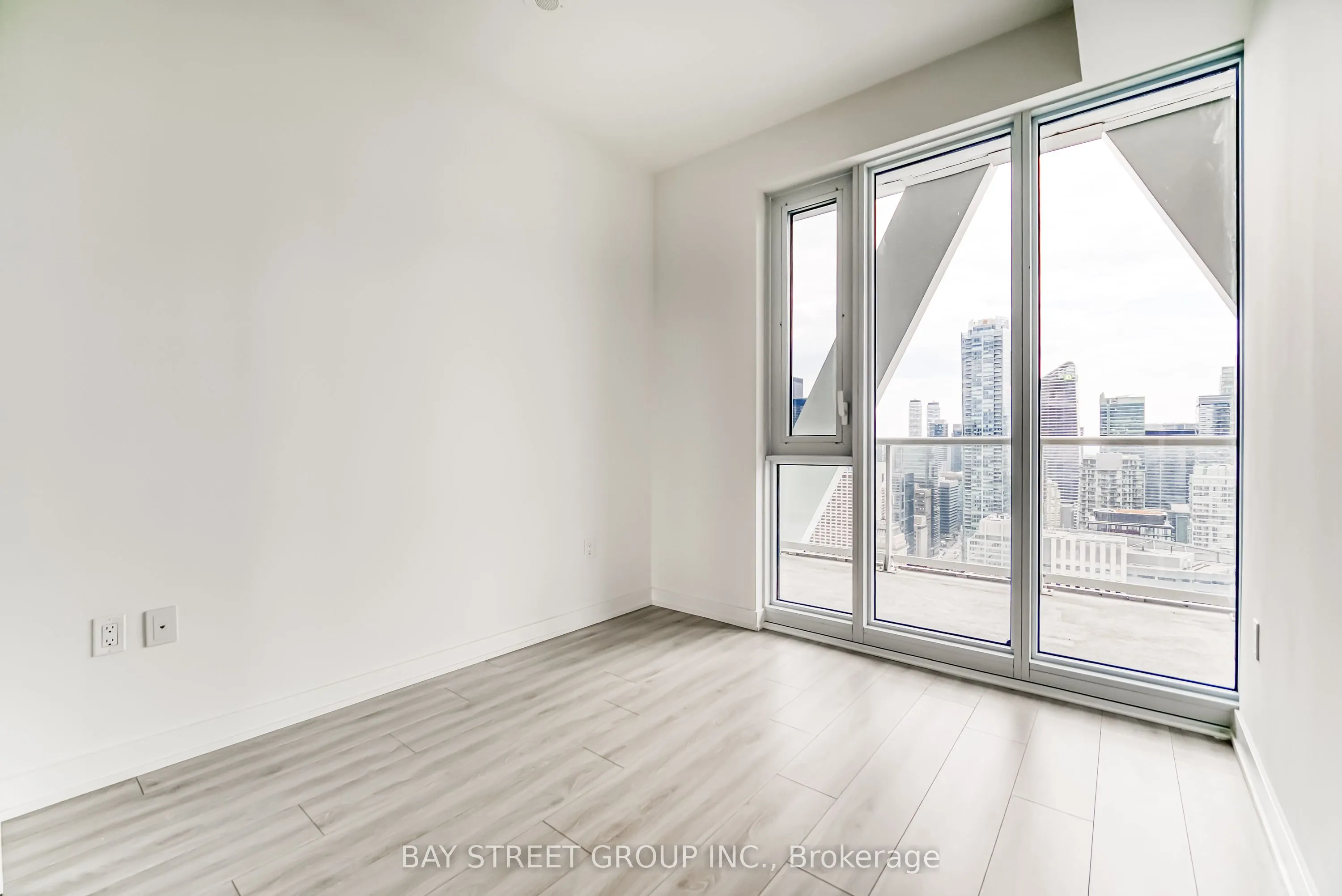 230 Simcoe Street, #3514