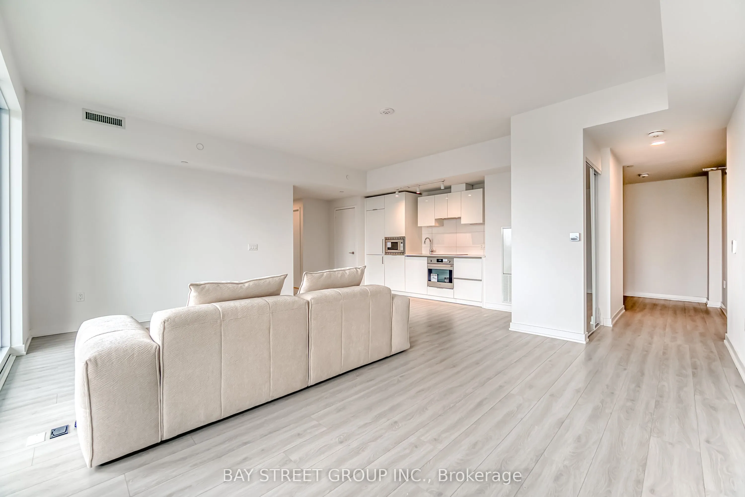230 Simcoe Street, #3514