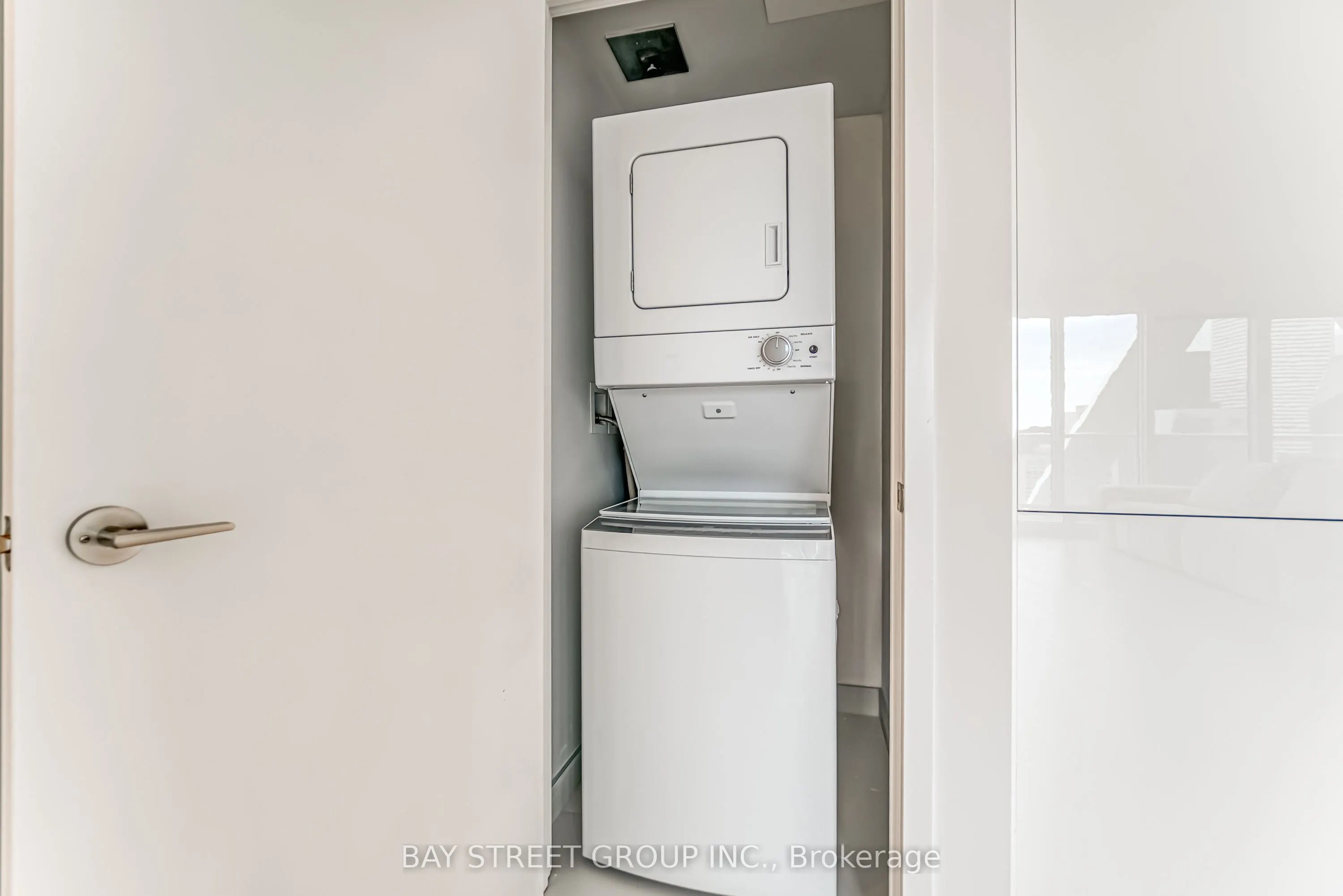 230 Simcoe Street, #3514