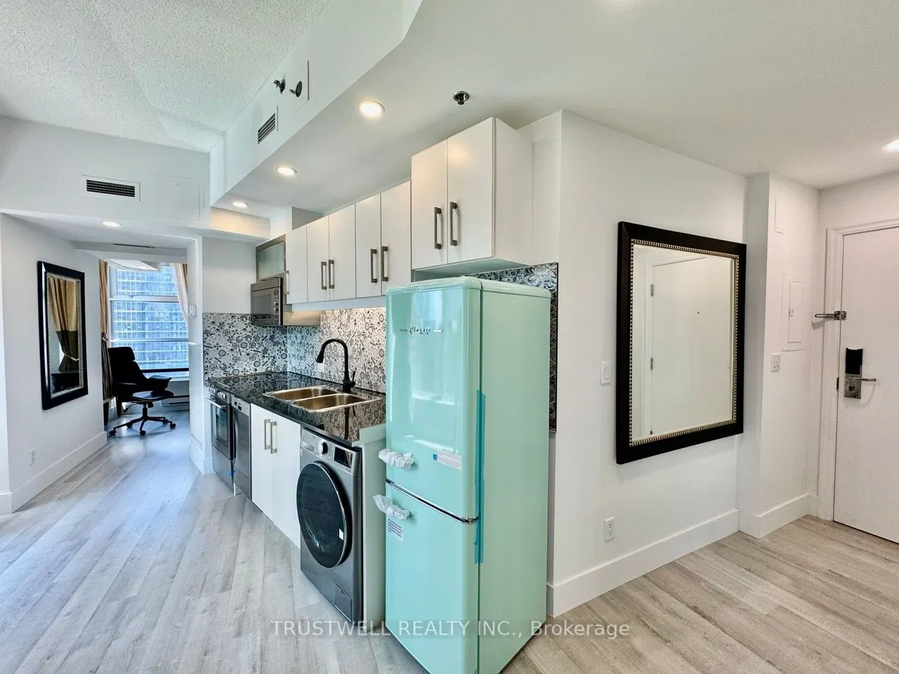 1 King Street W, #2901