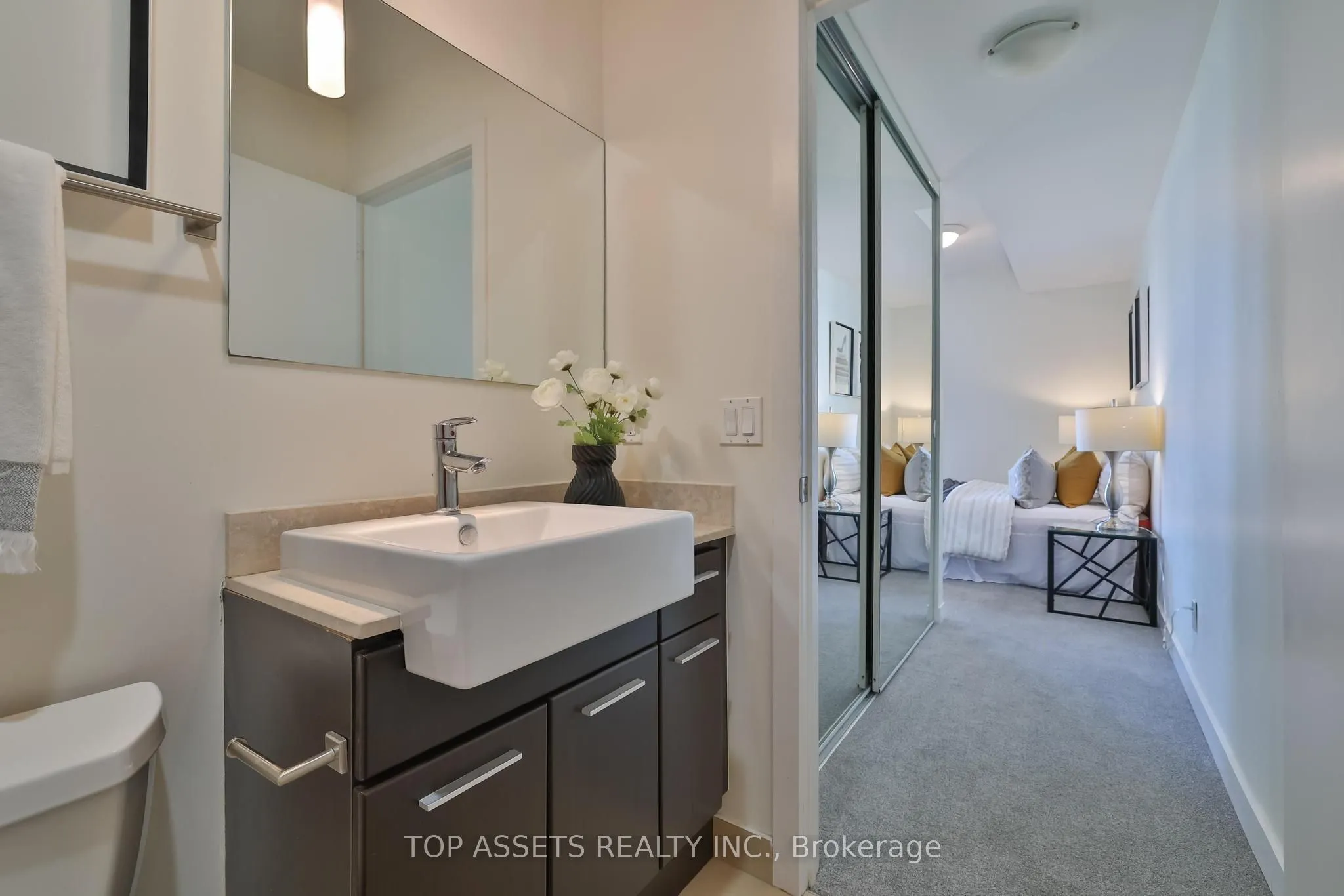 770 Bay Street, #1613