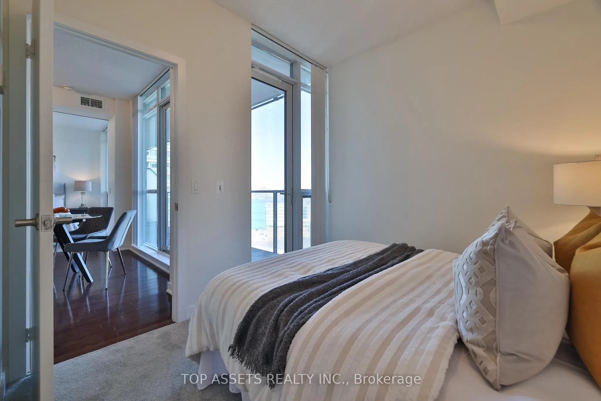 770 Bay Street, #1613