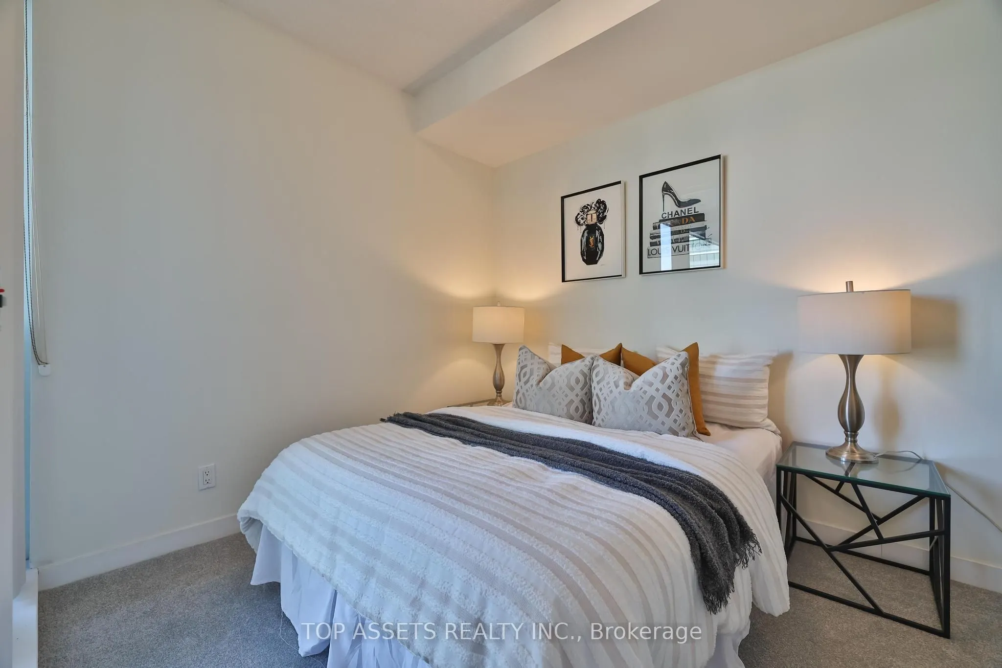 770 Bay Street, #1613