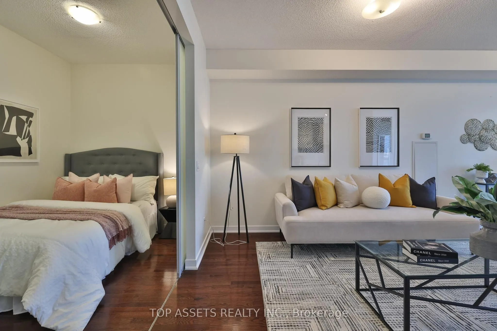 770 Bay Street, #1613