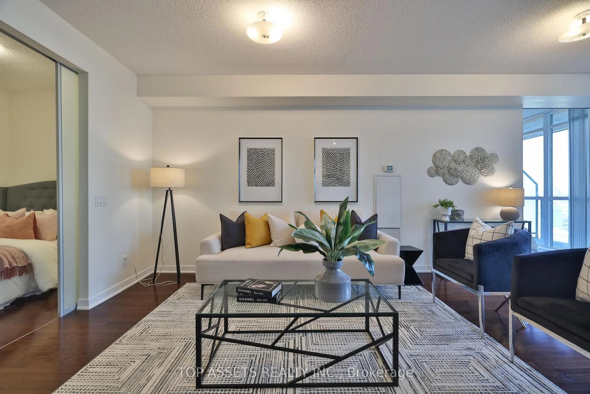 770 Bay Street, #1613