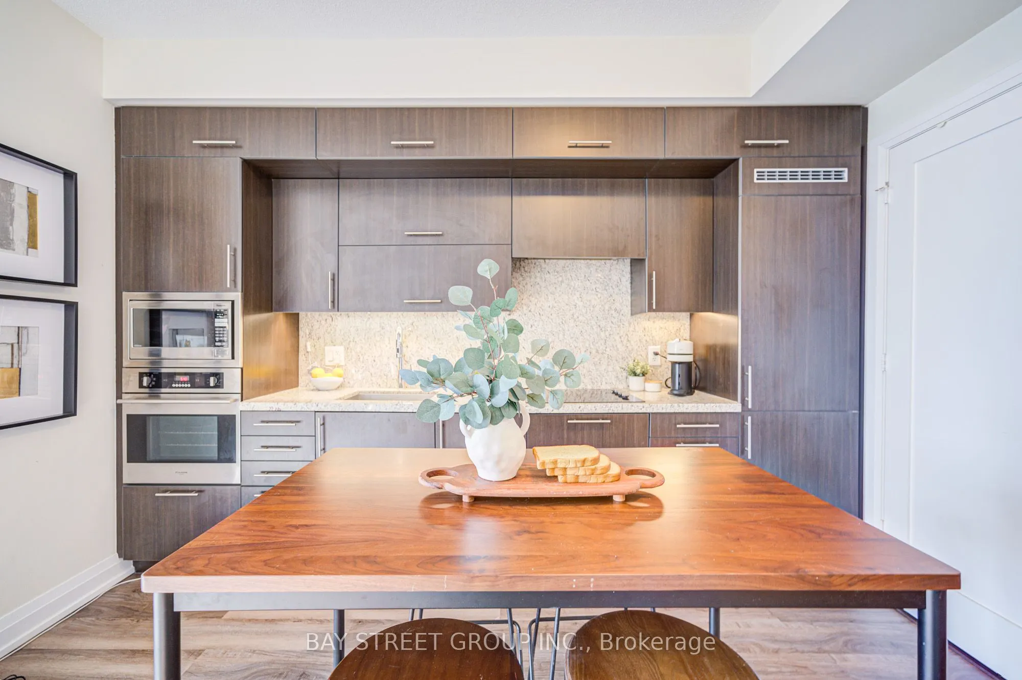 5 Sheppard Avenue E, #2019