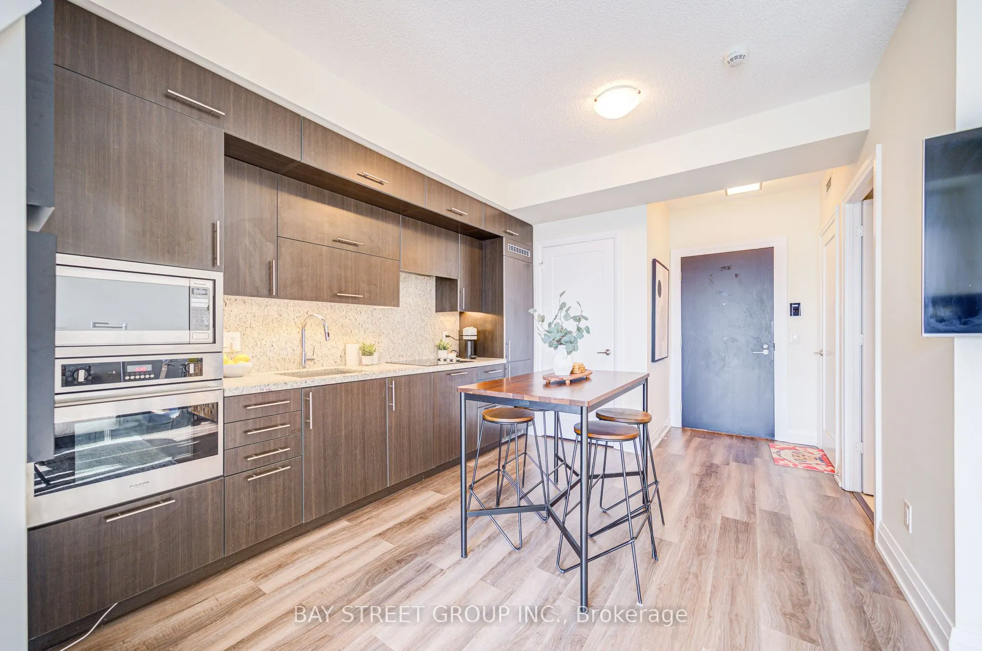 5 Sheppard Avenue E, #2019