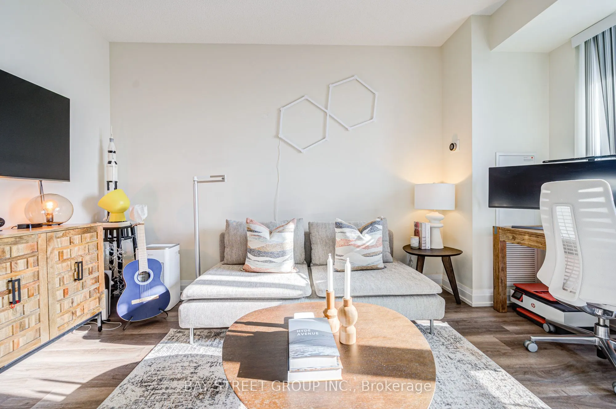 5 Sheppard Avenue E, #2019