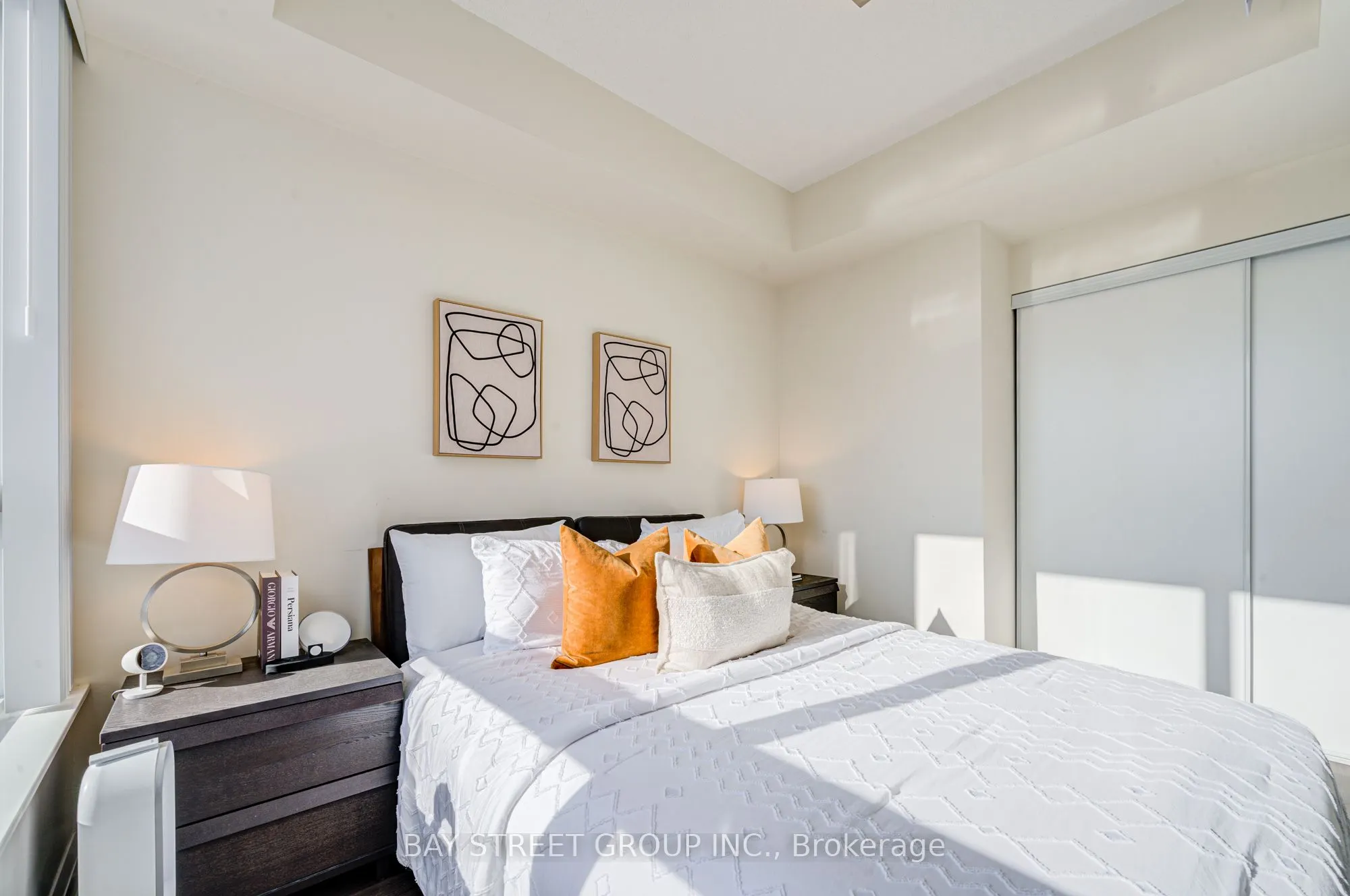 5 Sheppard Avenue E, #2019