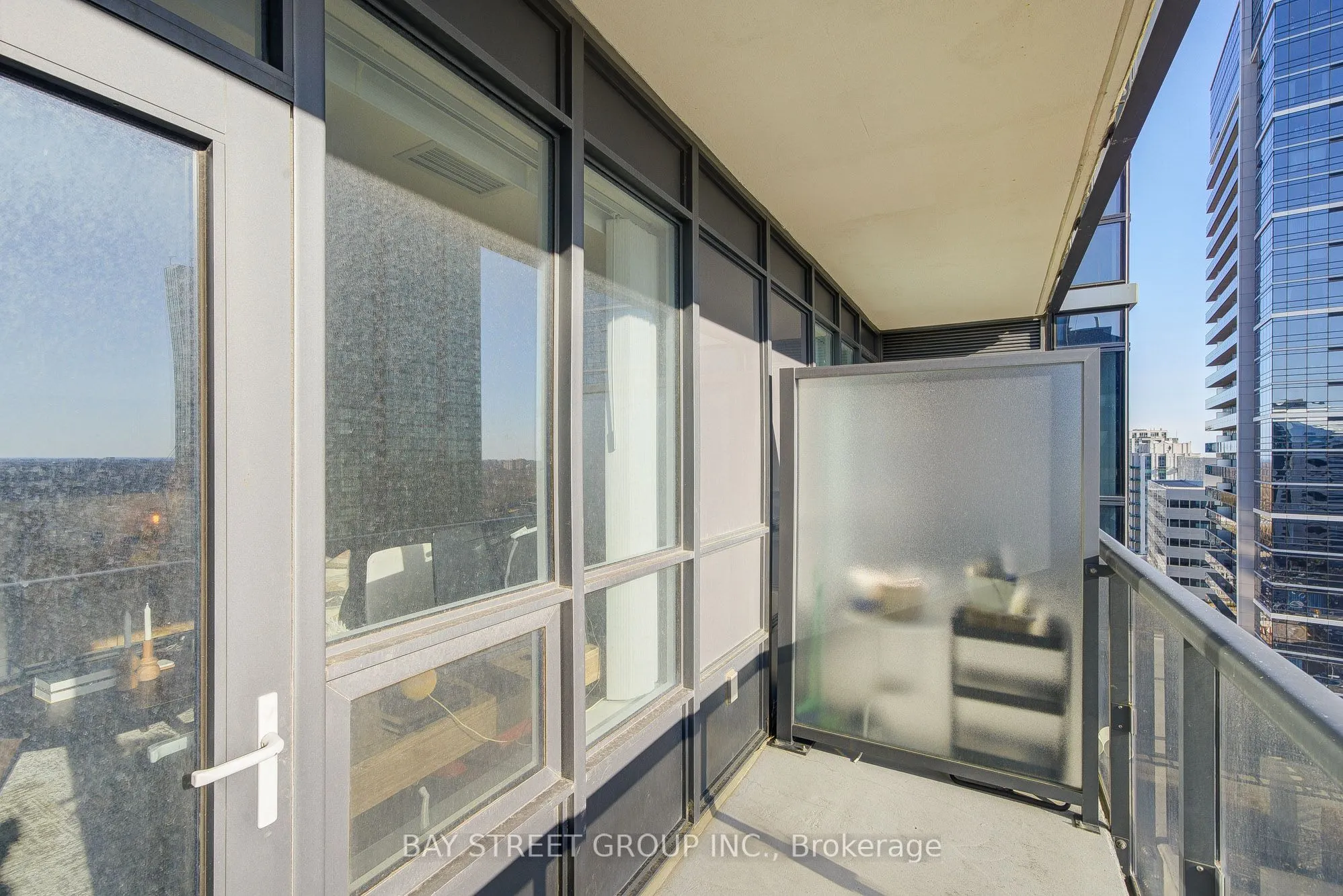 5 Sheppard Avenue E, #2019