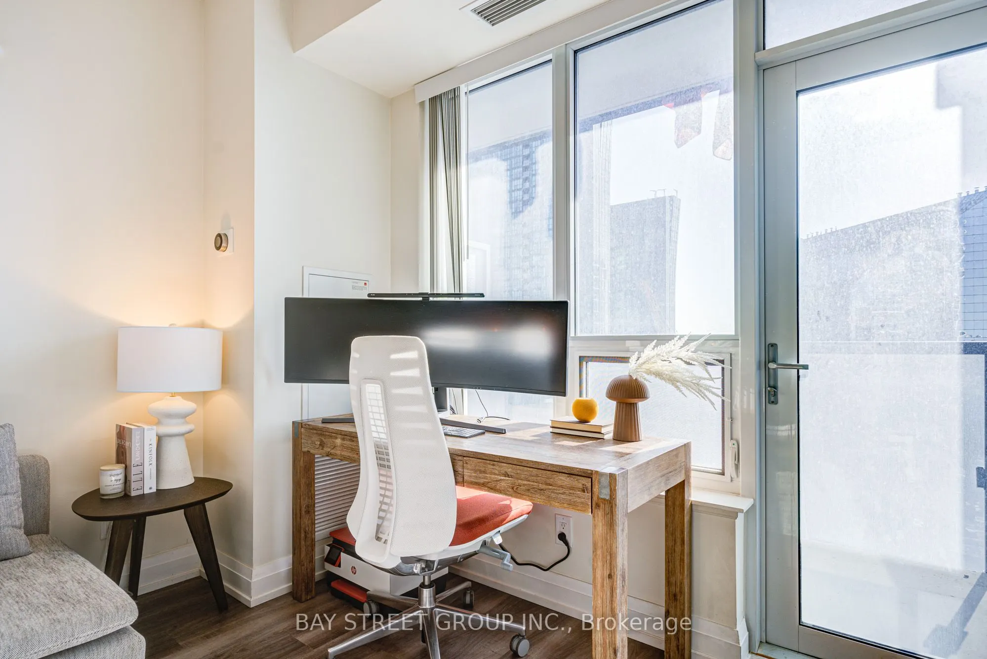 5 Sheppard Avenue E, #2019