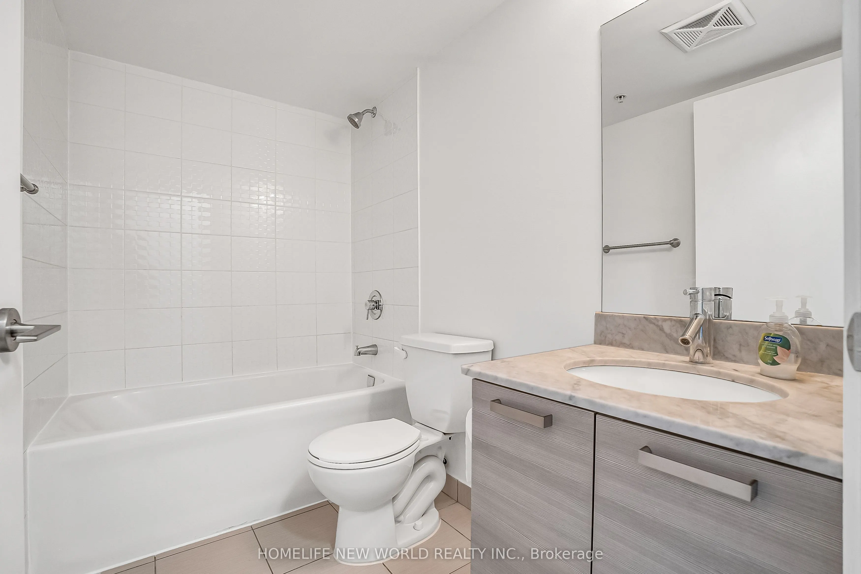68 Abell Street, #505