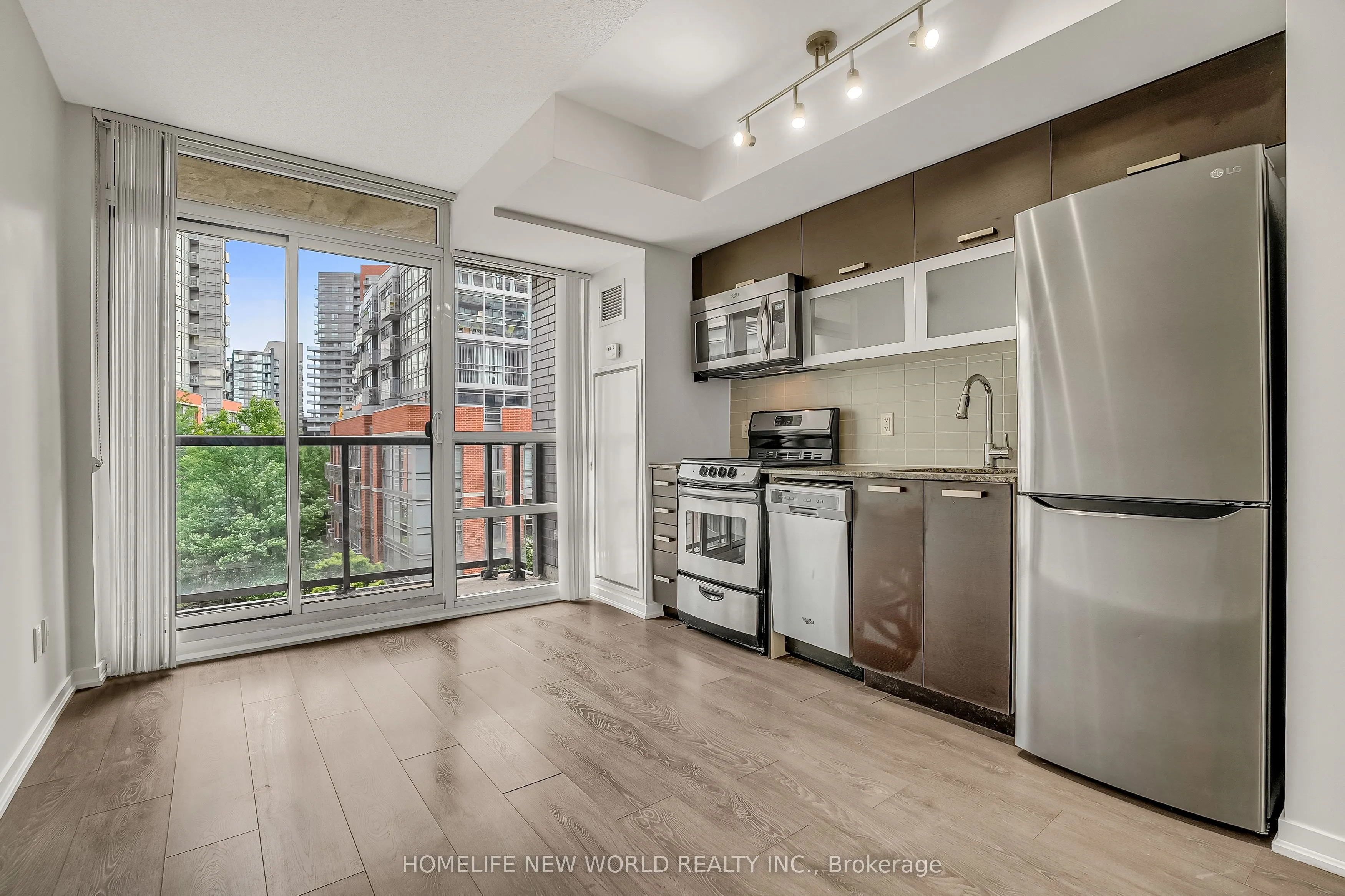 68 Abell Street, #505