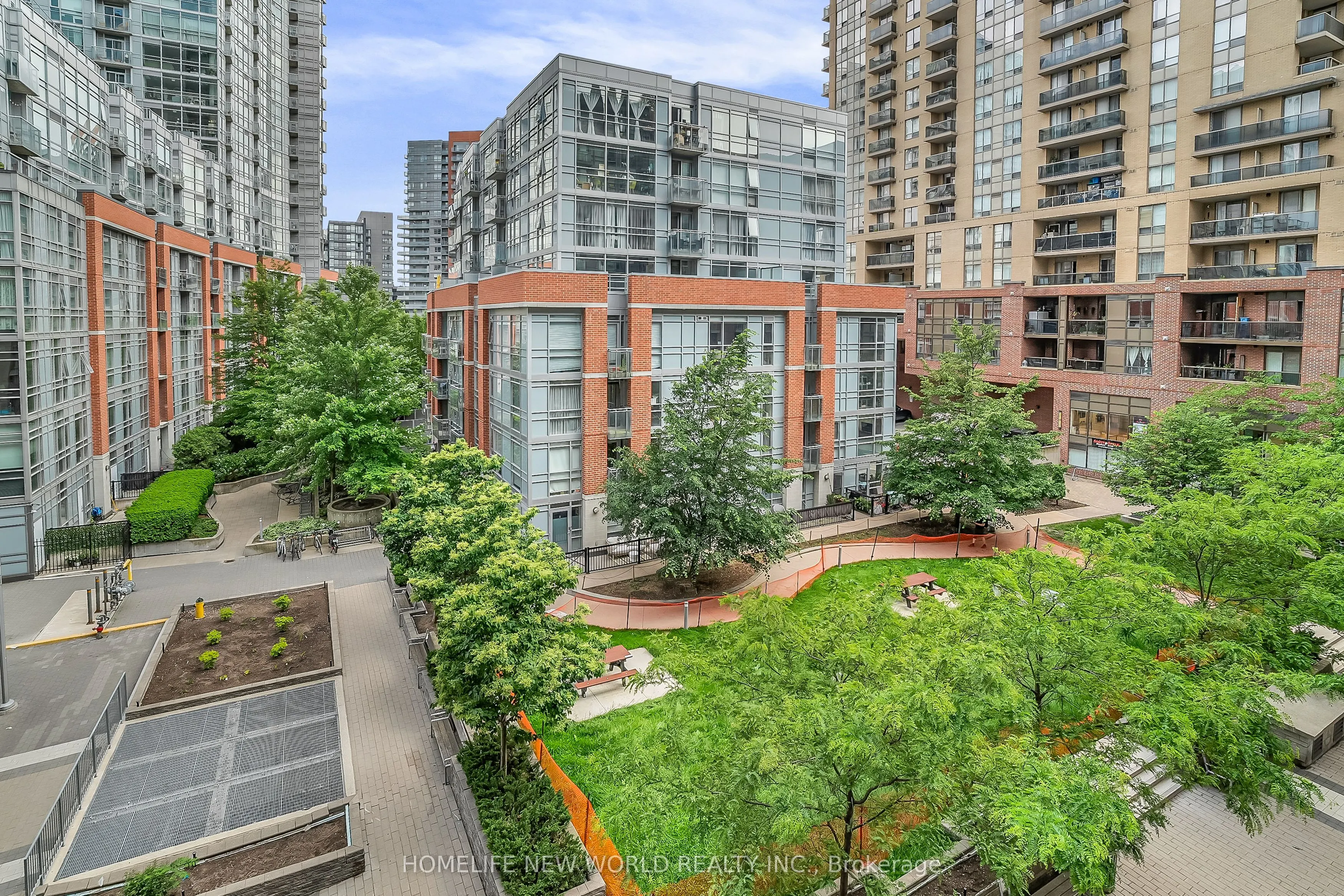 68 Abell Street, #505