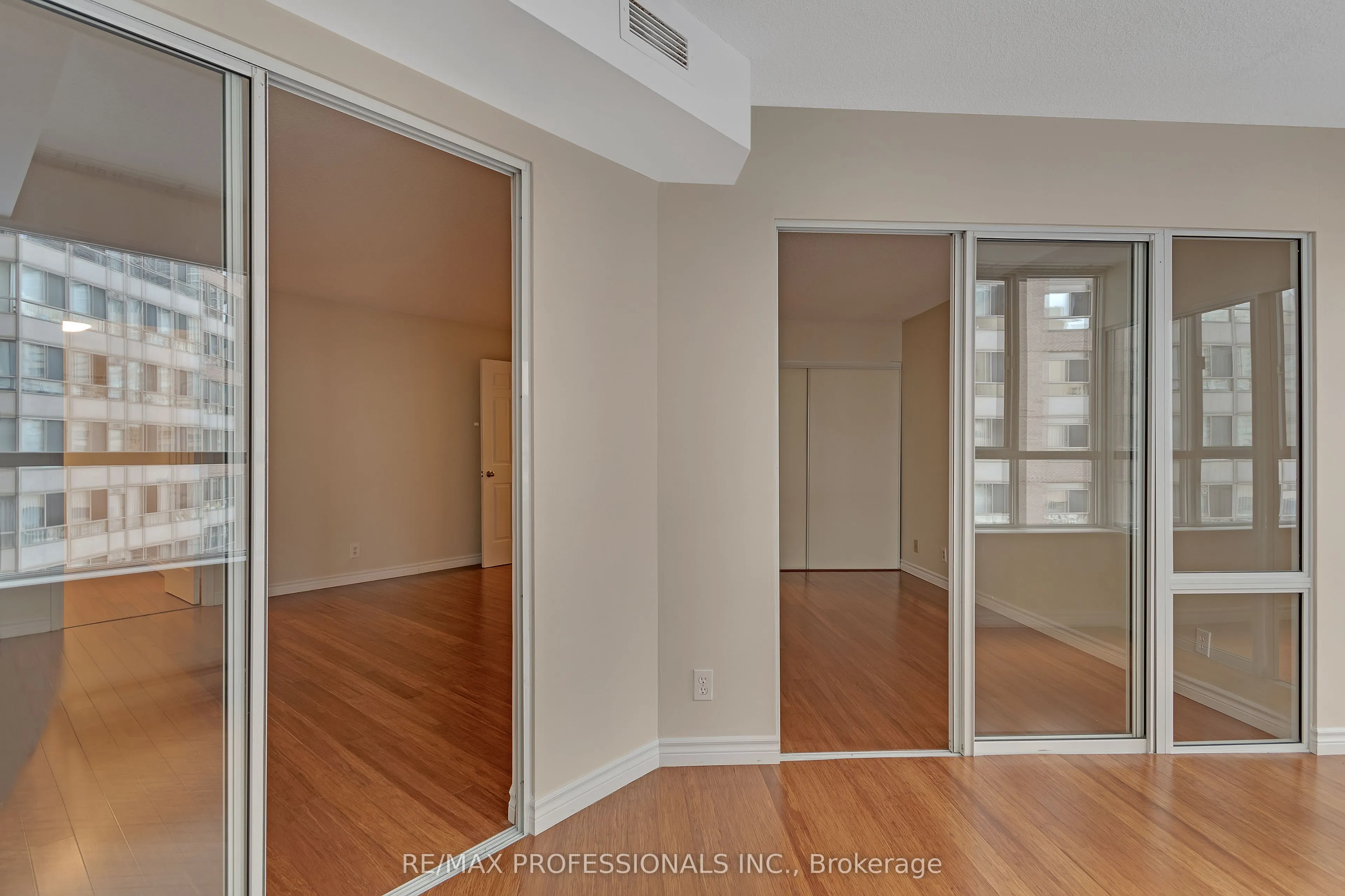 717 Bay Street #702