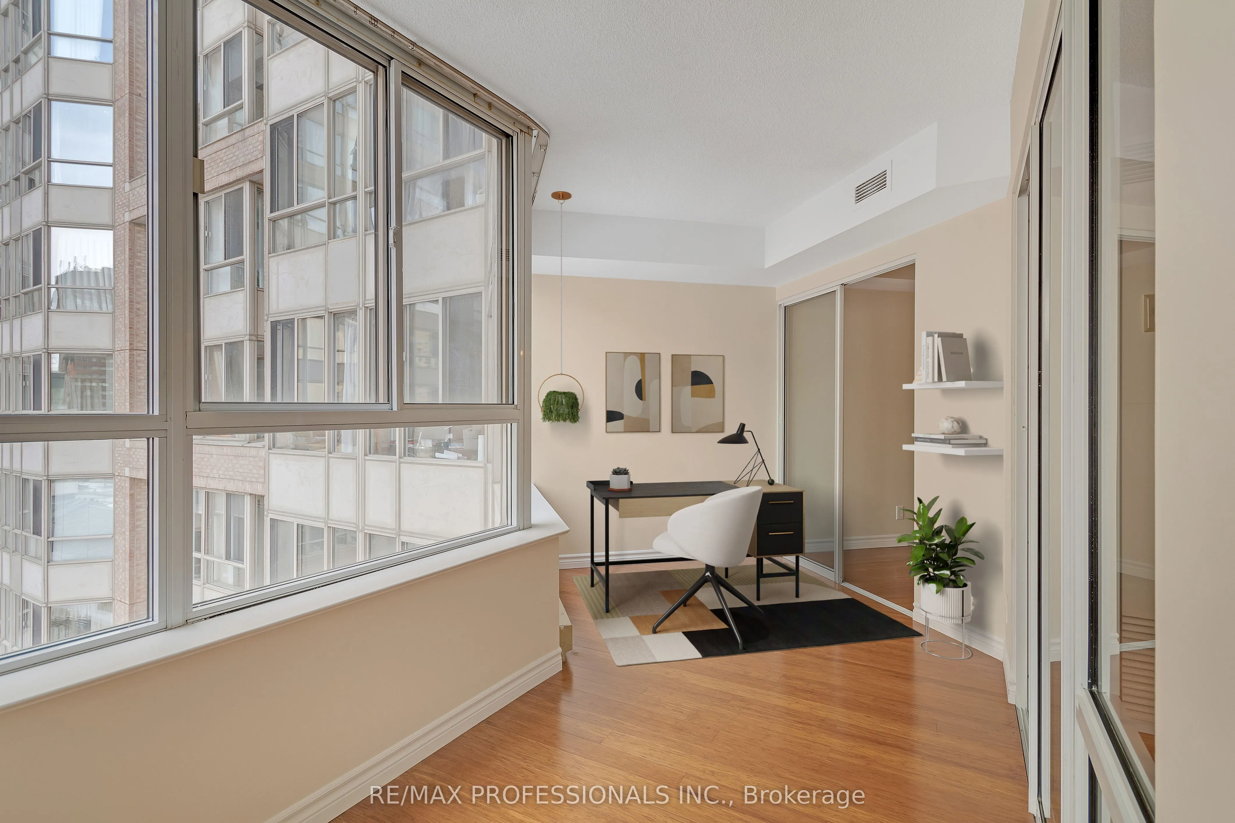 717 Bay Street #702