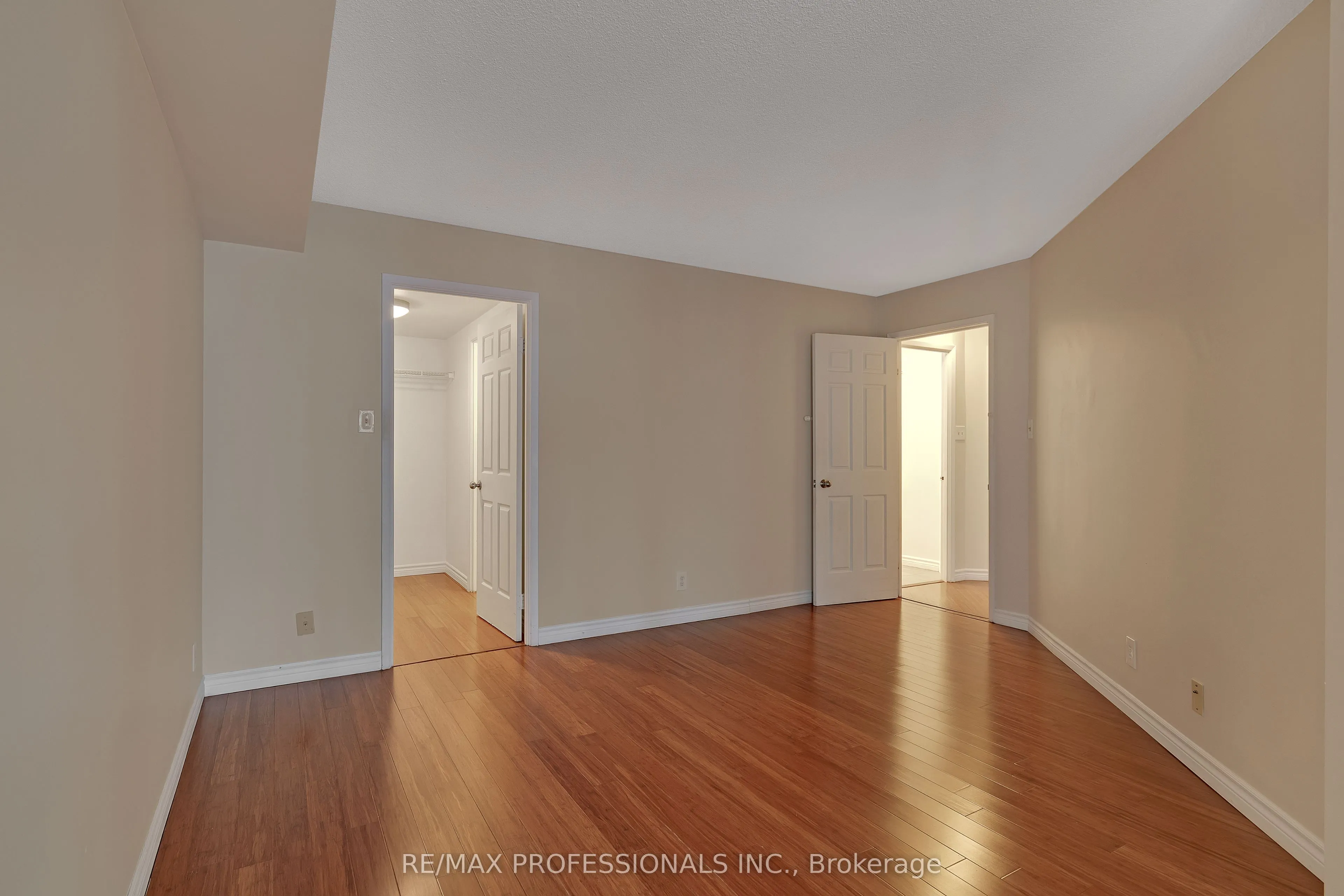 717 Bay Street #702
