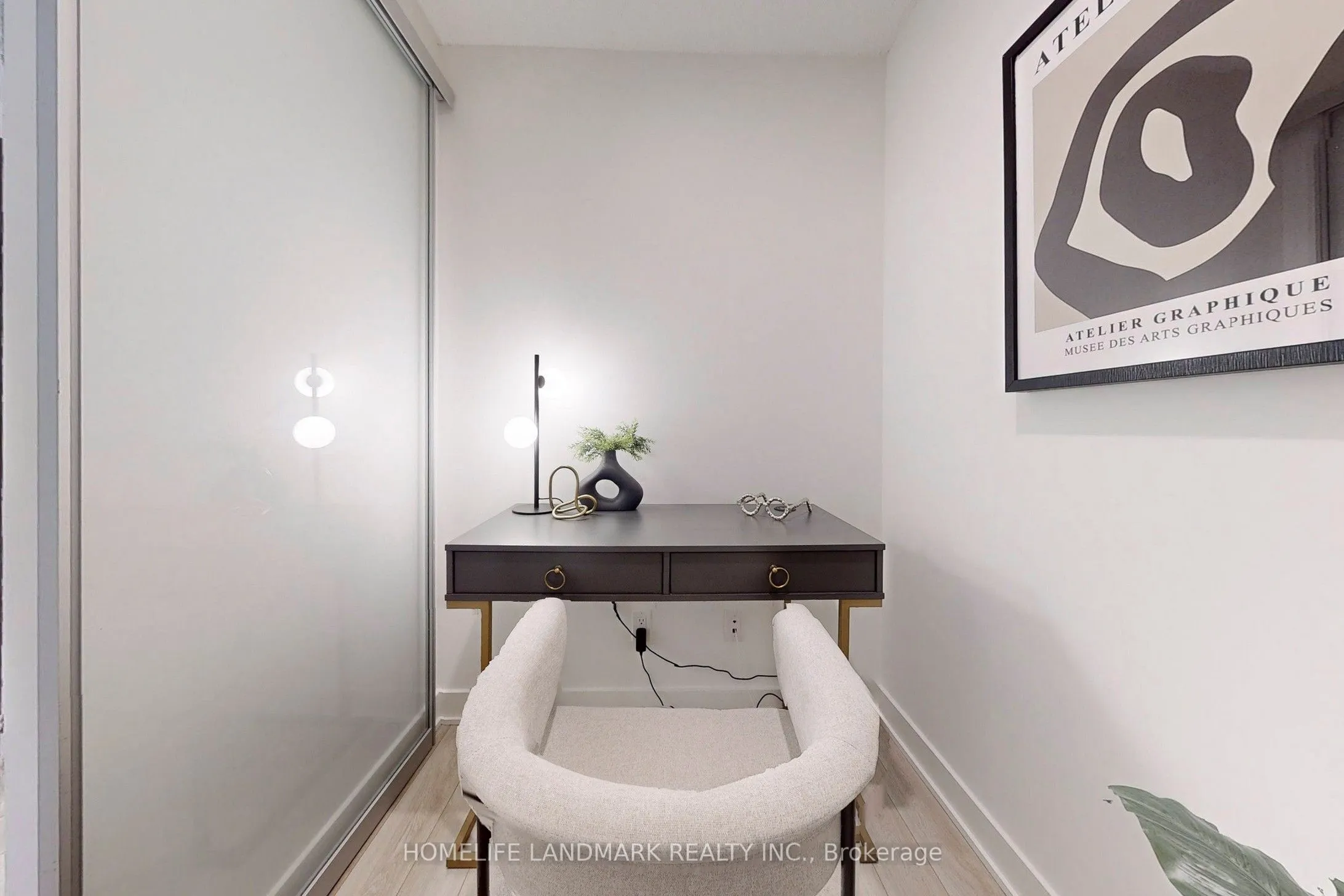 17 Bathurst Street, #2712