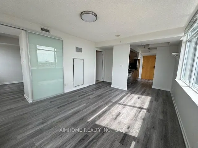 20 Joe Shuster Way, #1114