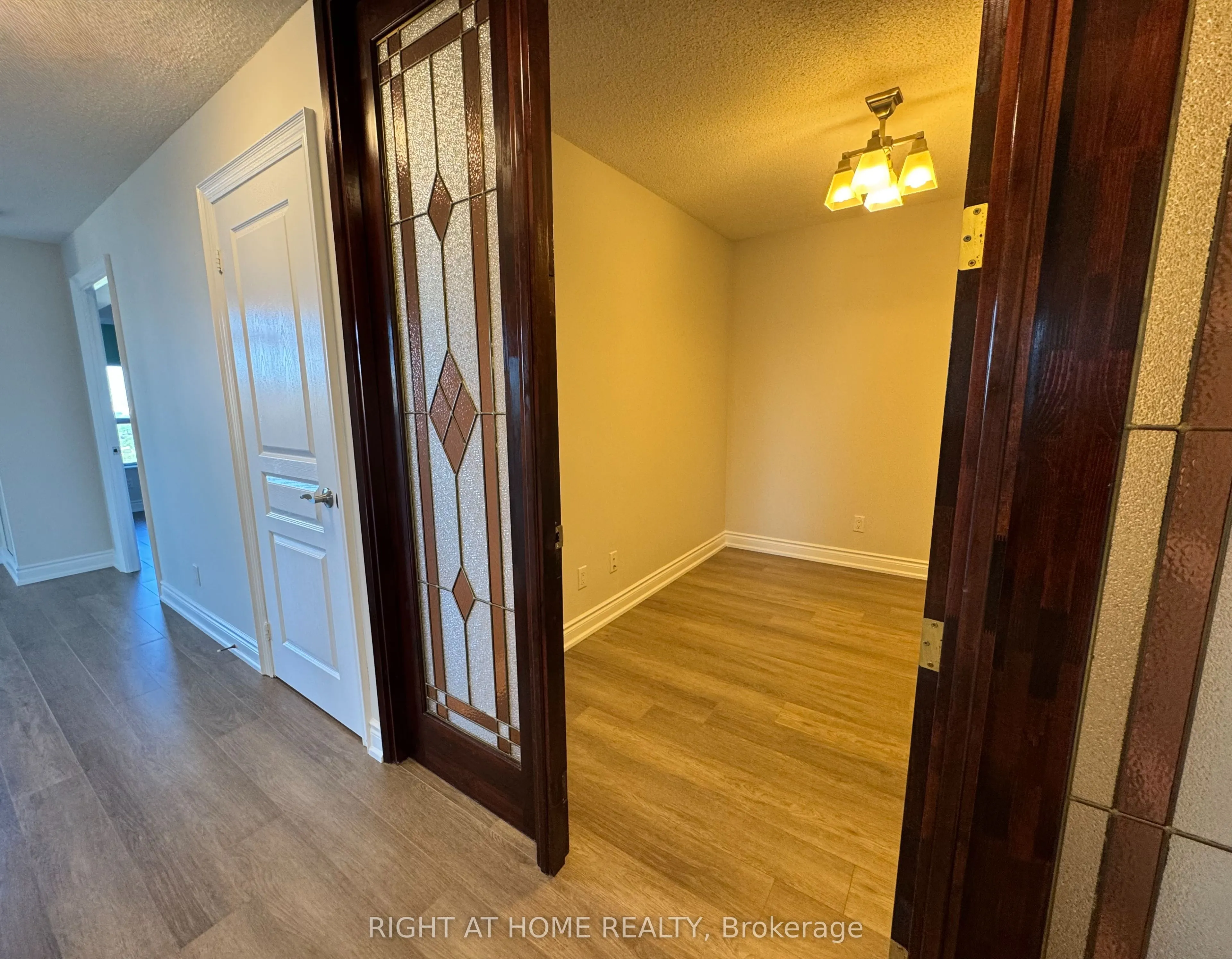10 NORTHTOWN Way, #2112