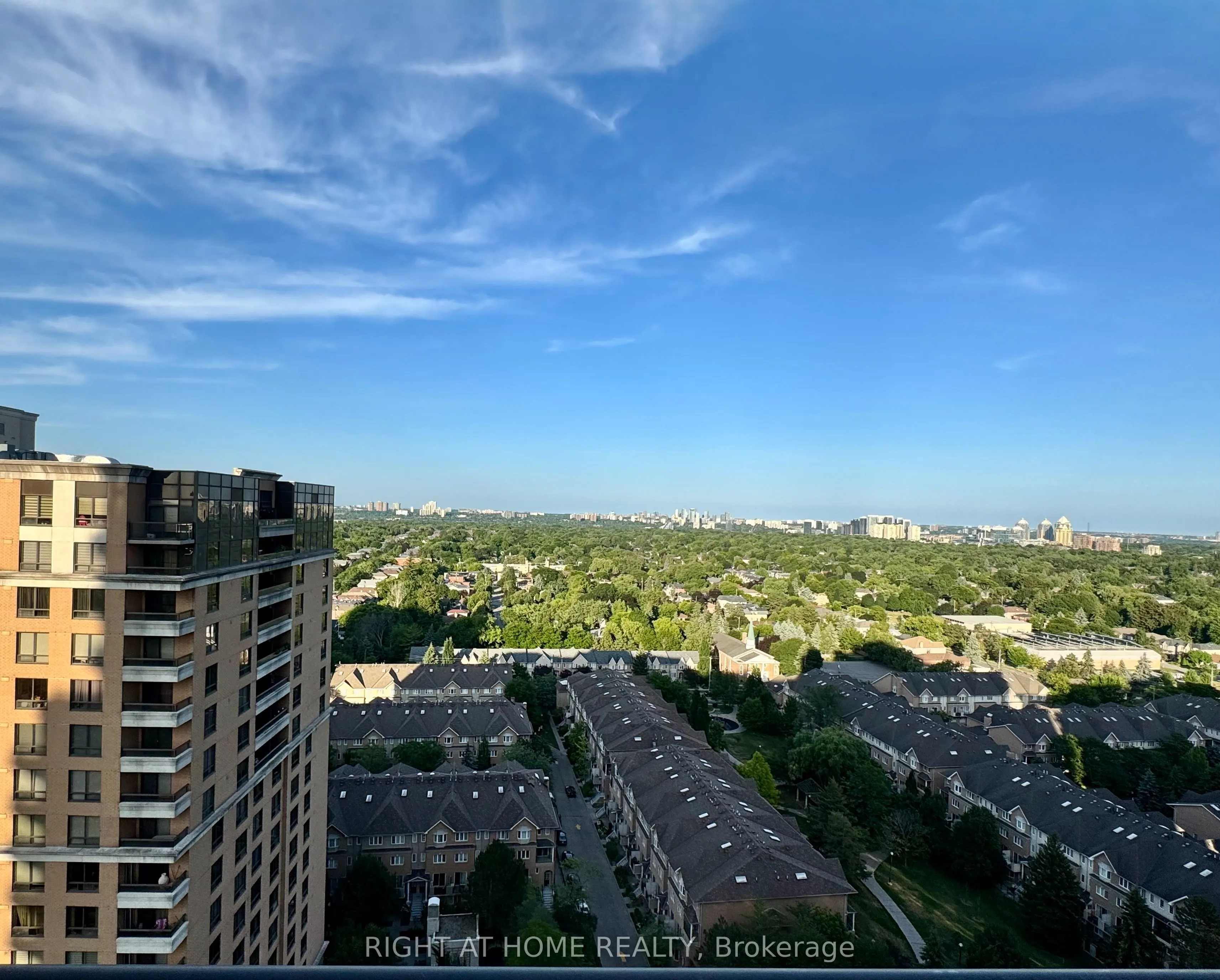 10 NORTHTOWN Way, #2112