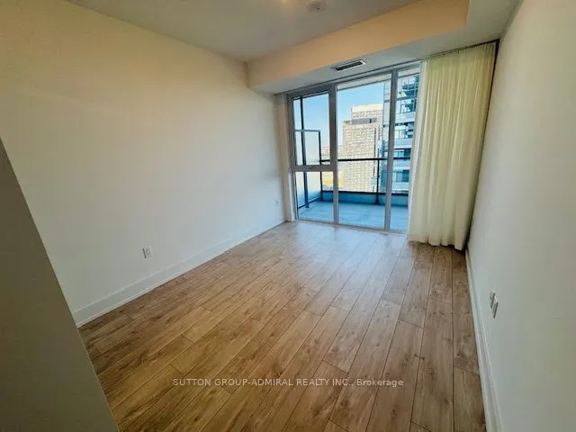 10 Inn on the park Drive, #2705