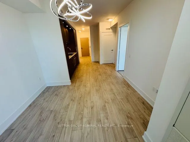 10 Inn on the park Drive, #2705