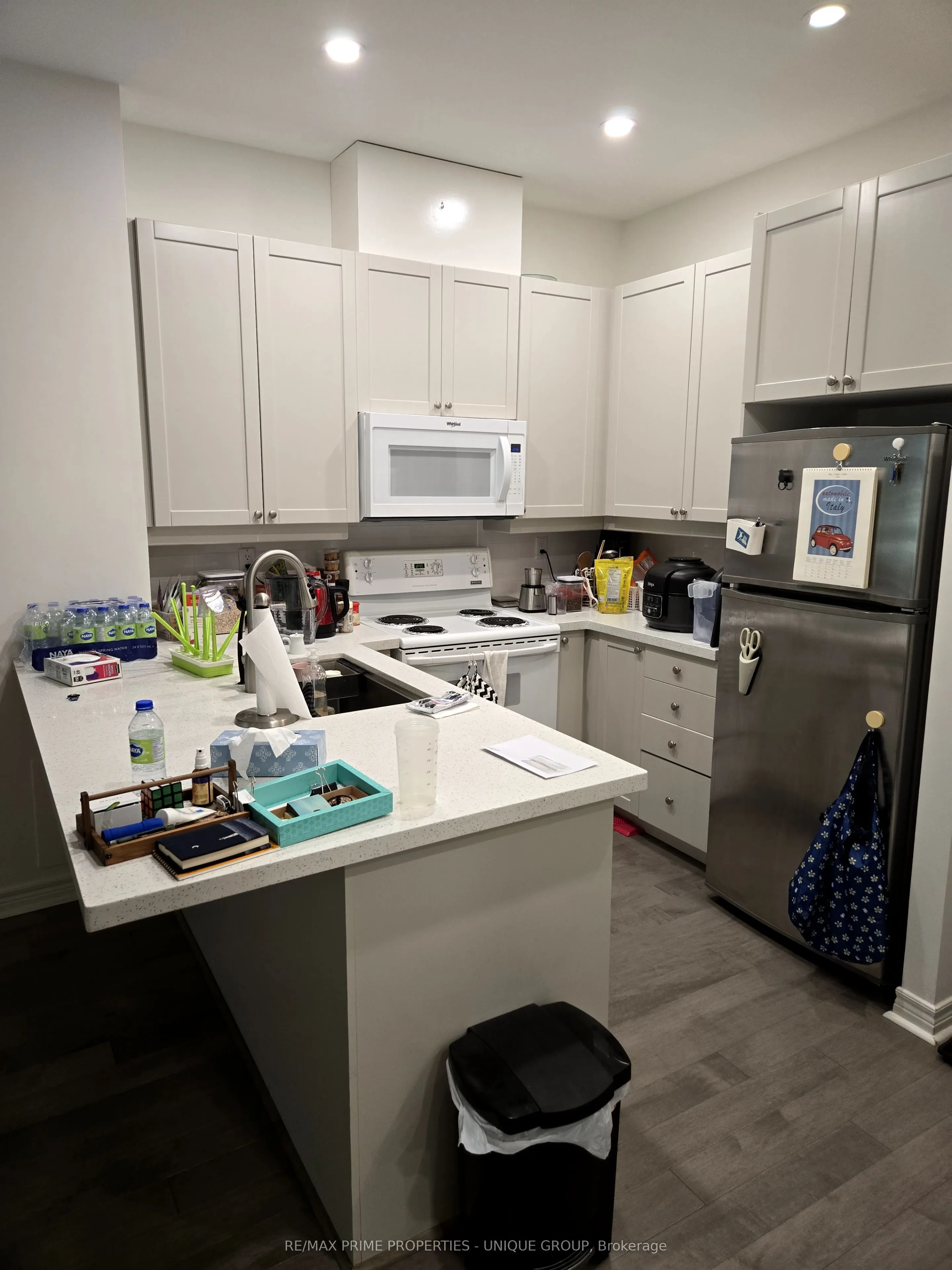 1231 Yonge Street, #208