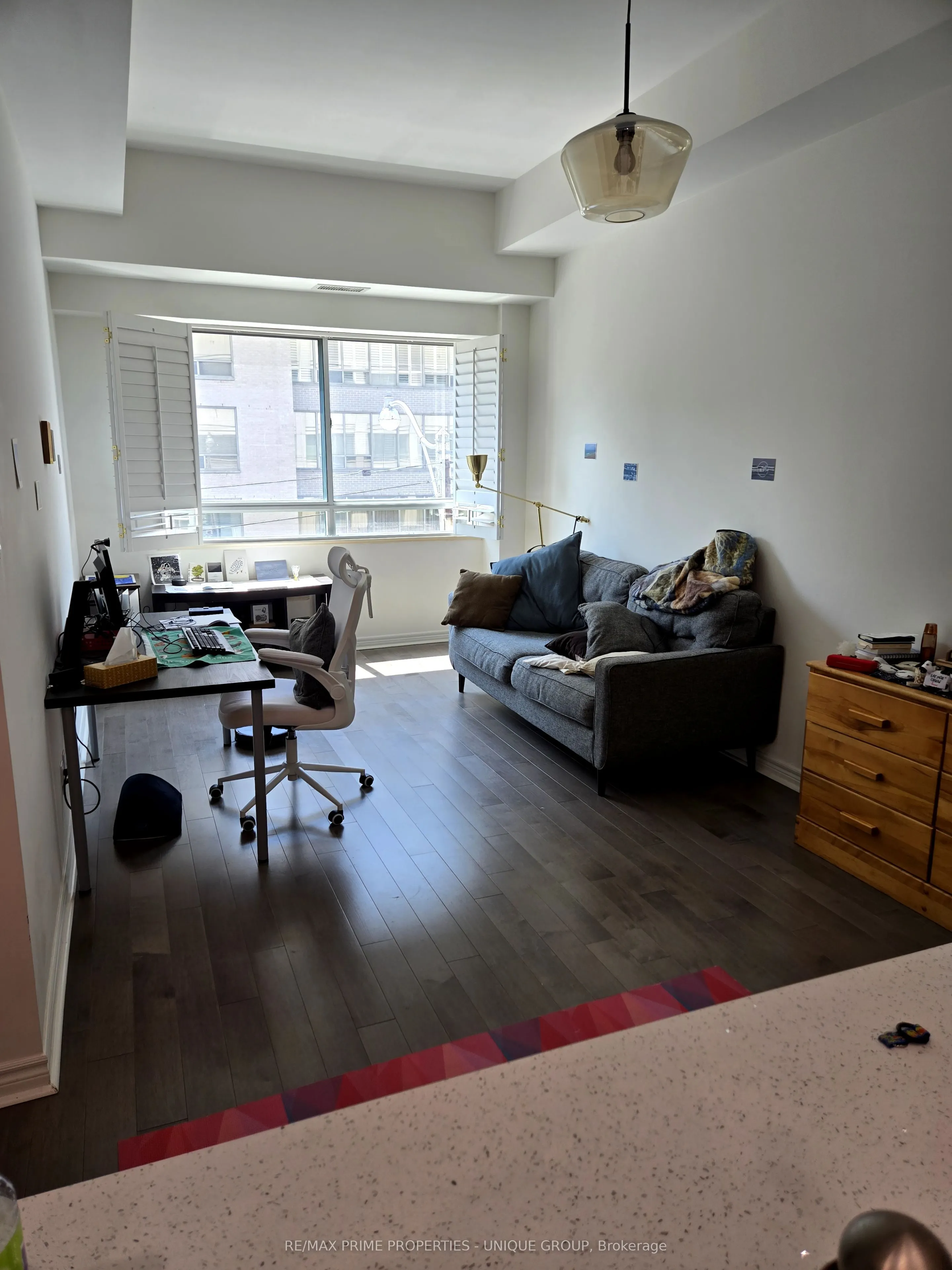 1231 Yonge Street, #208