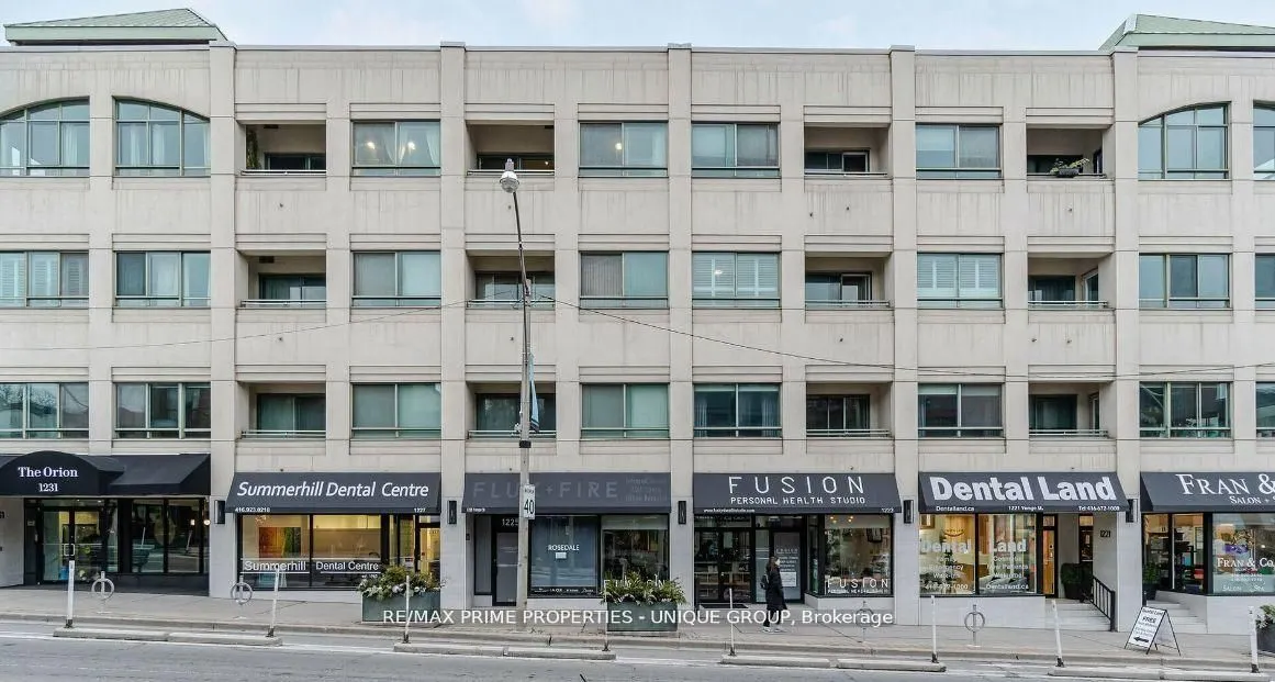 1231 Yonge Street, #208