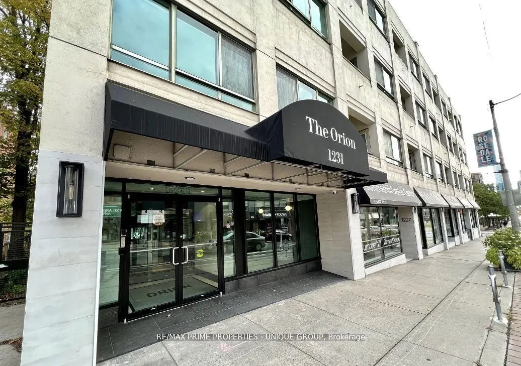 1231 Yonge Street, #208