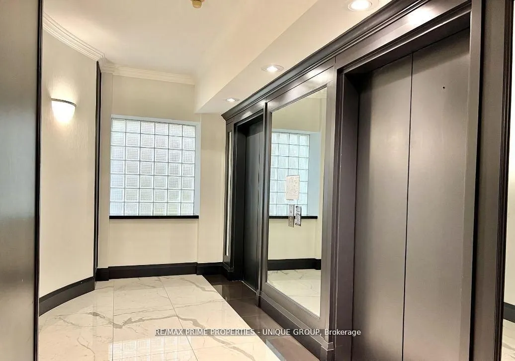 1231 Yonge Street, #208